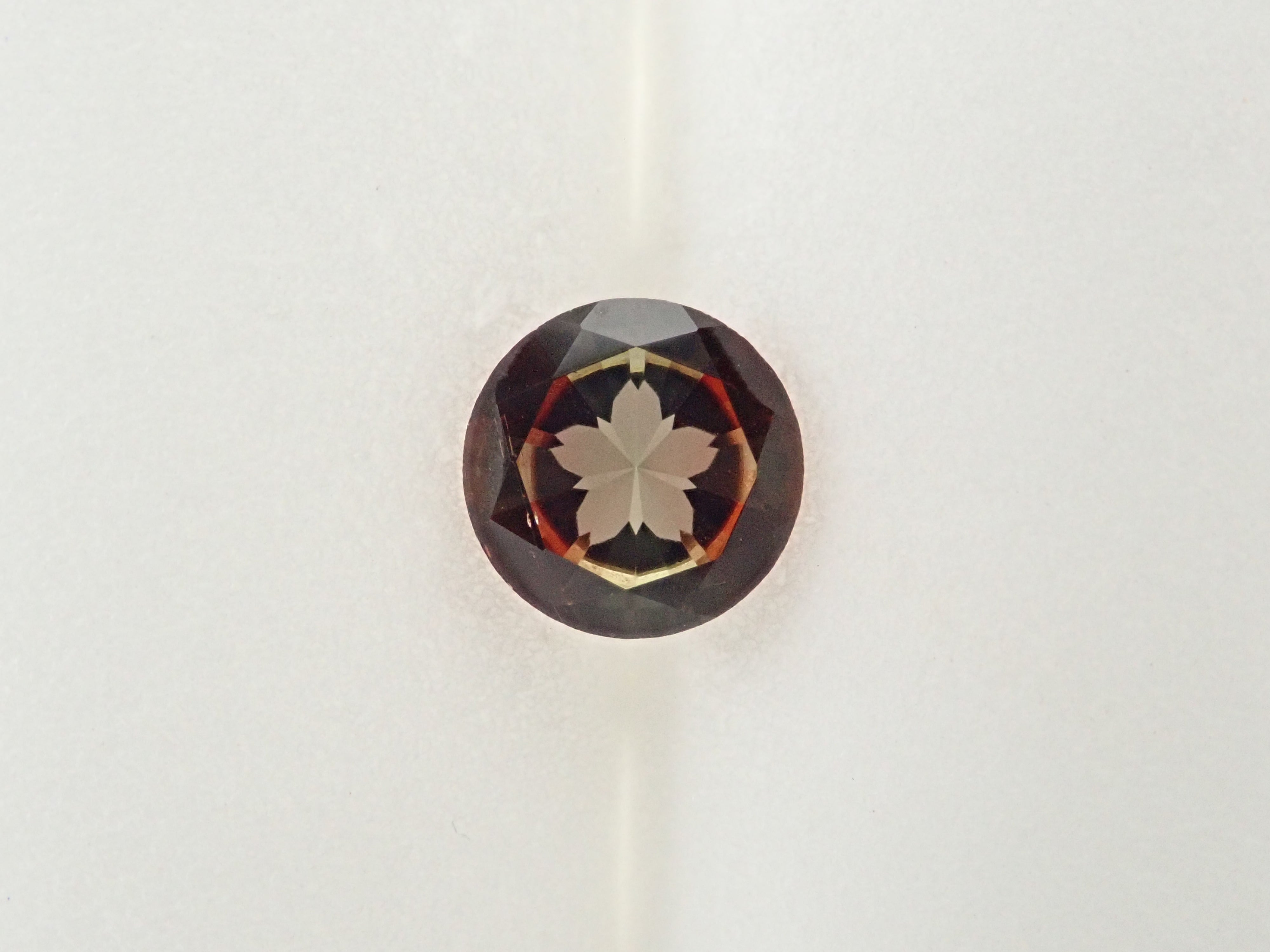 【さくらインカット】スペイン産アンダリュサイト 6.0mm/0.700ct《コラボ》ルース
