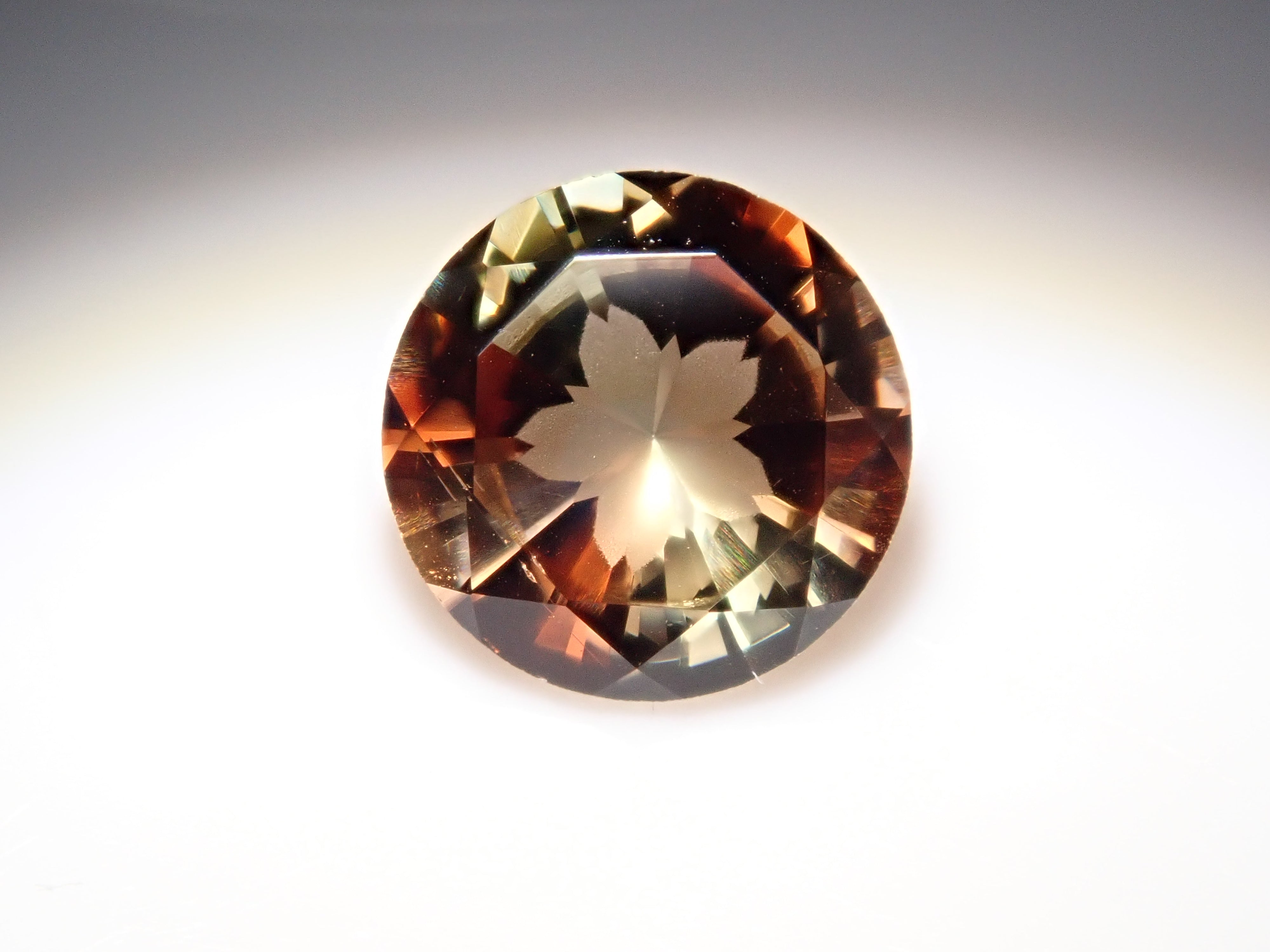 【さくらインカット】スペイン産アンダリュサイト 6.0mm/0.700ct《コラボ》ルース