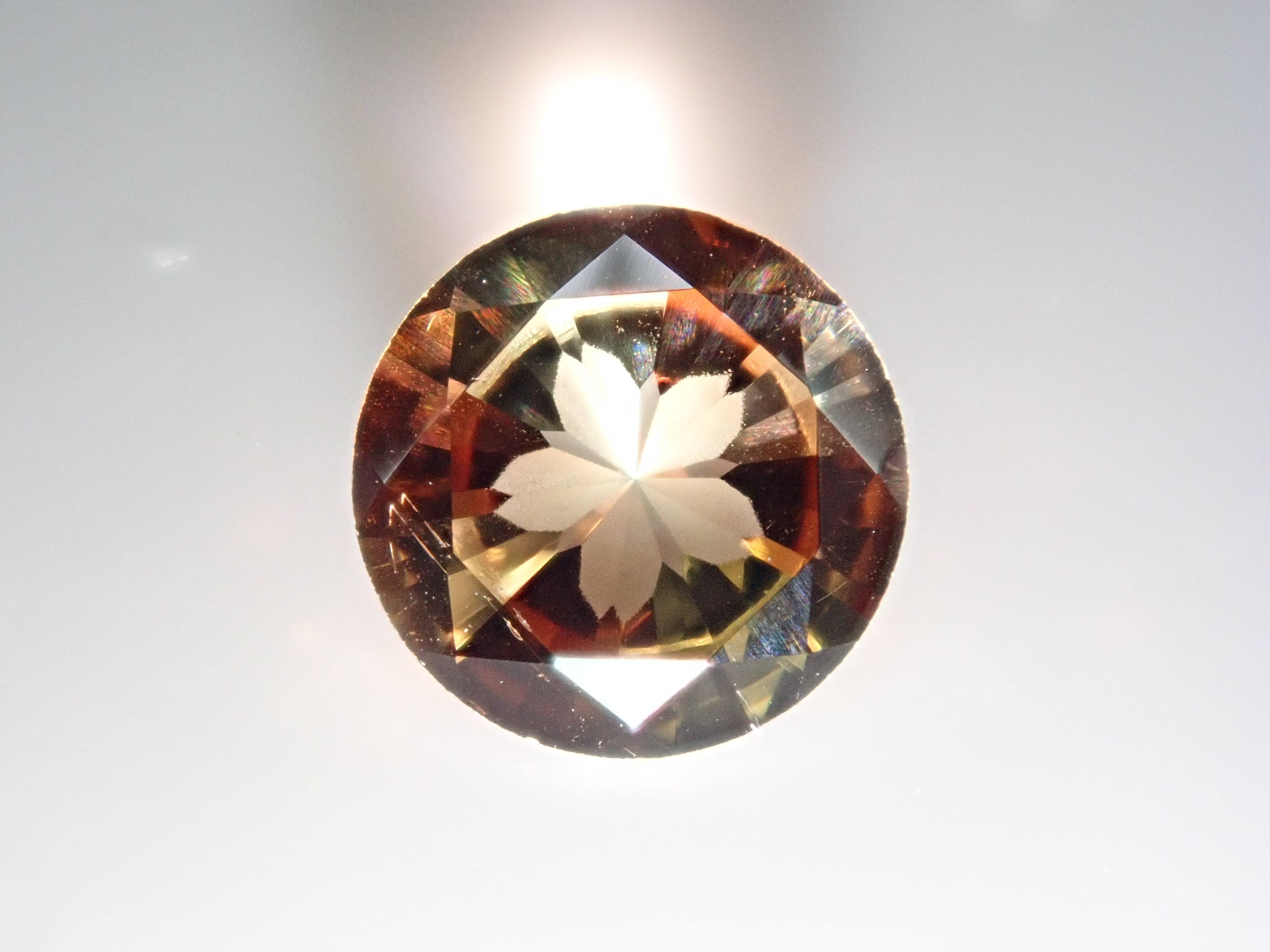 【さくらインカット】スペイン産アンダリュサイト 6.0mm/0.700ct《コラボ》ルース