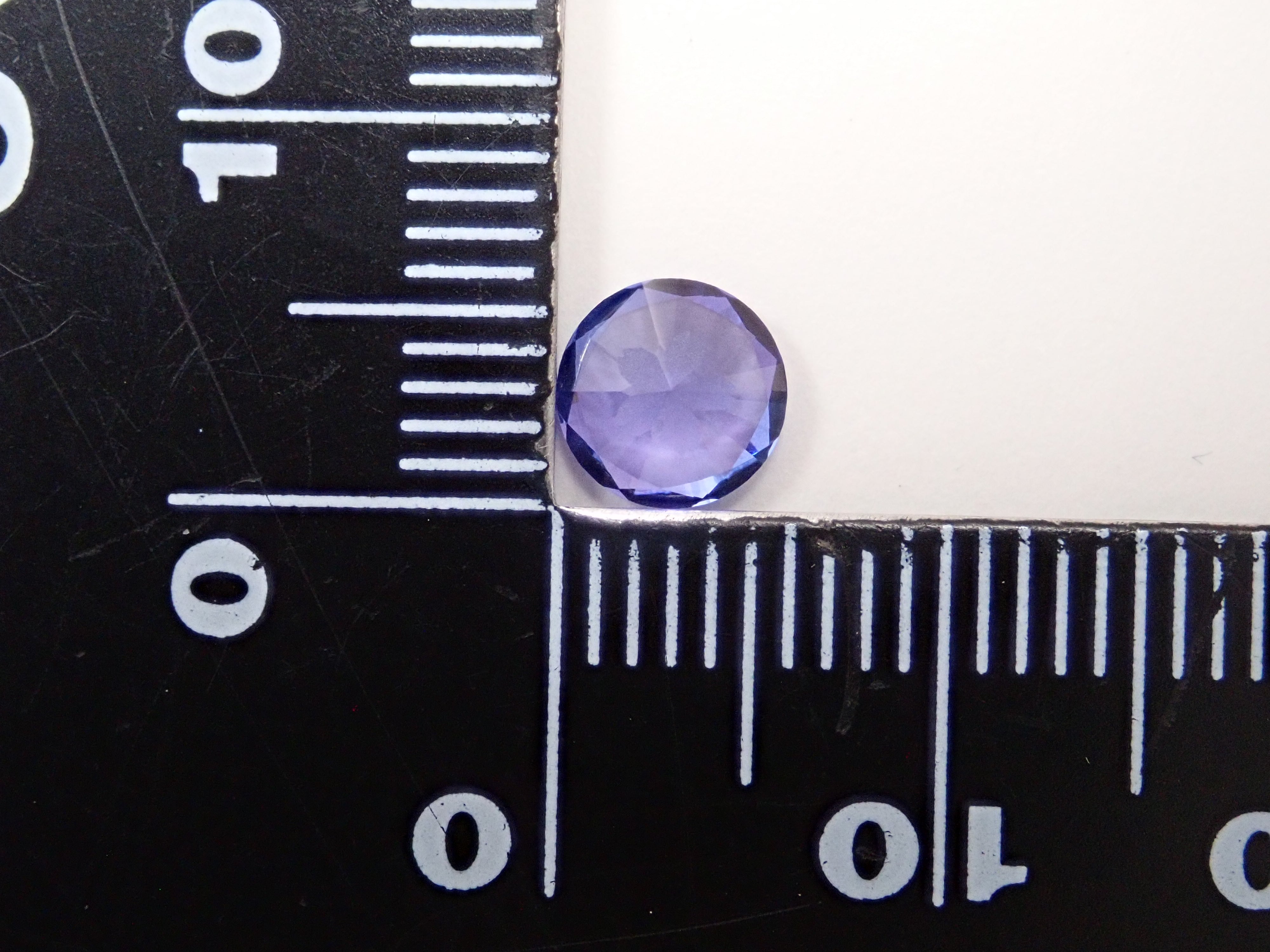 【さくらインカット】タンザニア産タンザナイト 6.0mm/0.745ct《コラボ》ルース