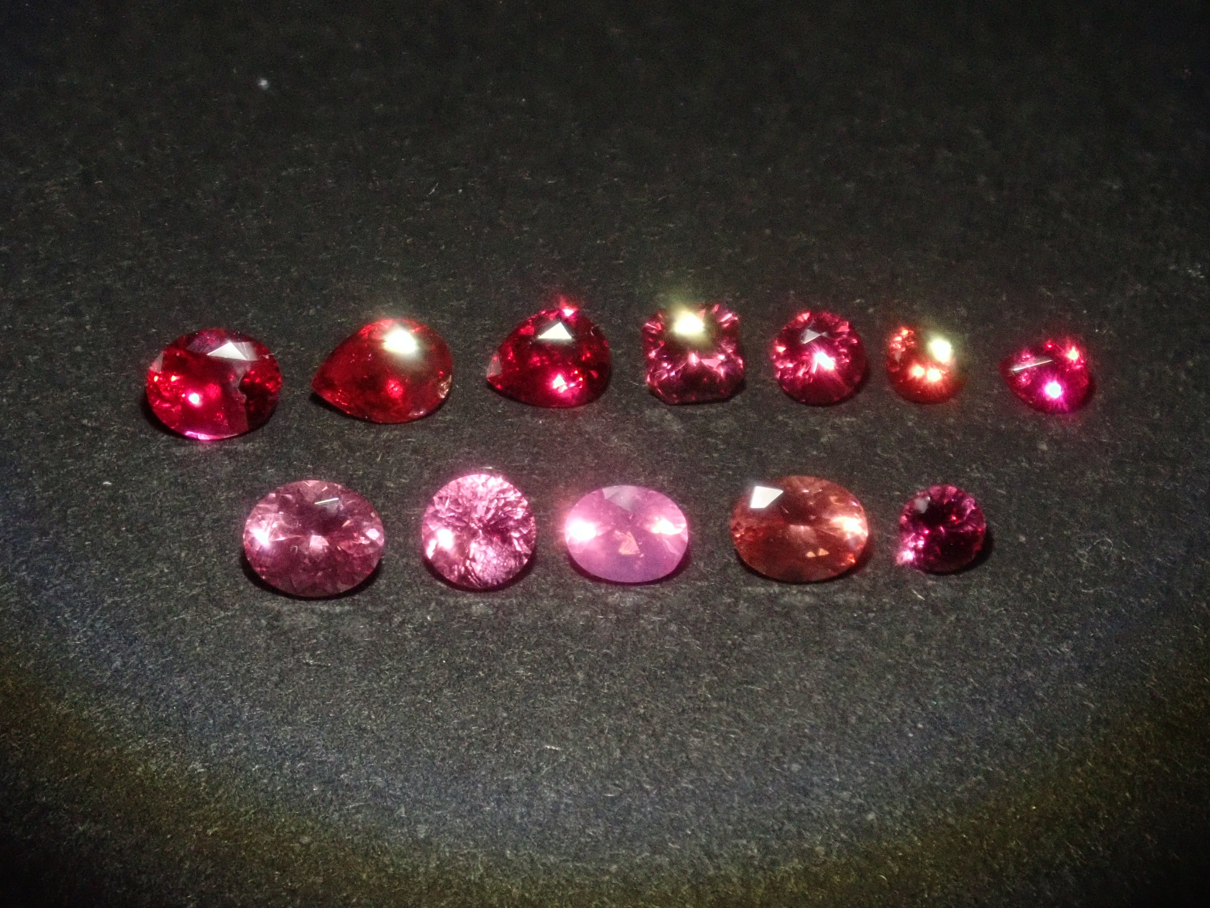 【3/29 22時販売】サンジェ氏カットのスピネル(シルキーピンク、ホットピンク、レッドスピネル、パパラチアカラーなど)1石ルース《複数購入割引有》