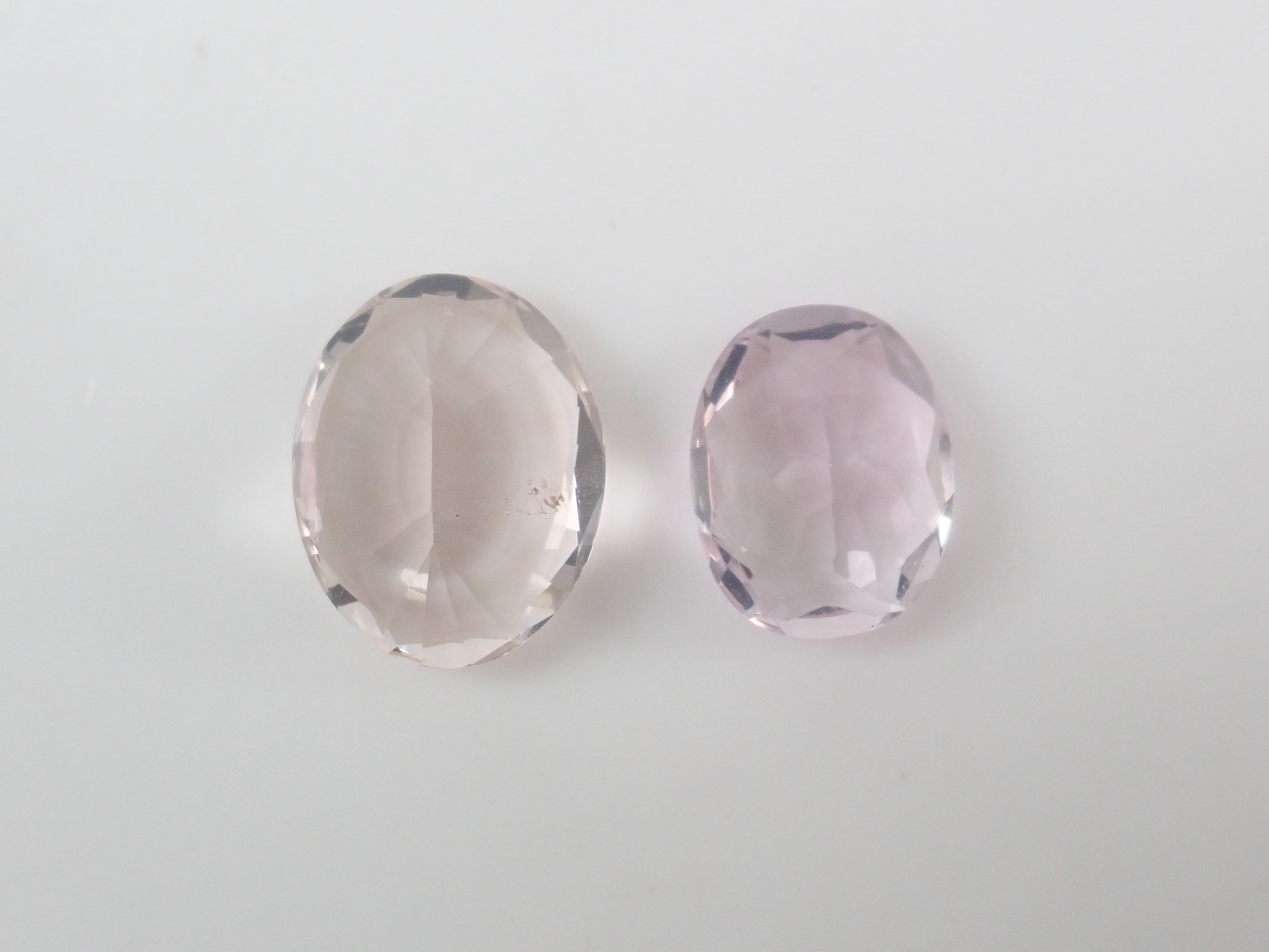 《Limited to 15 Stones》Fluorite Gacha including 2 Koshu-Kiseki-Kiriko stones (normally 49,800 yen) with 1 CC fluorite stone as a bonus《Multiple Purchase Discount Available》