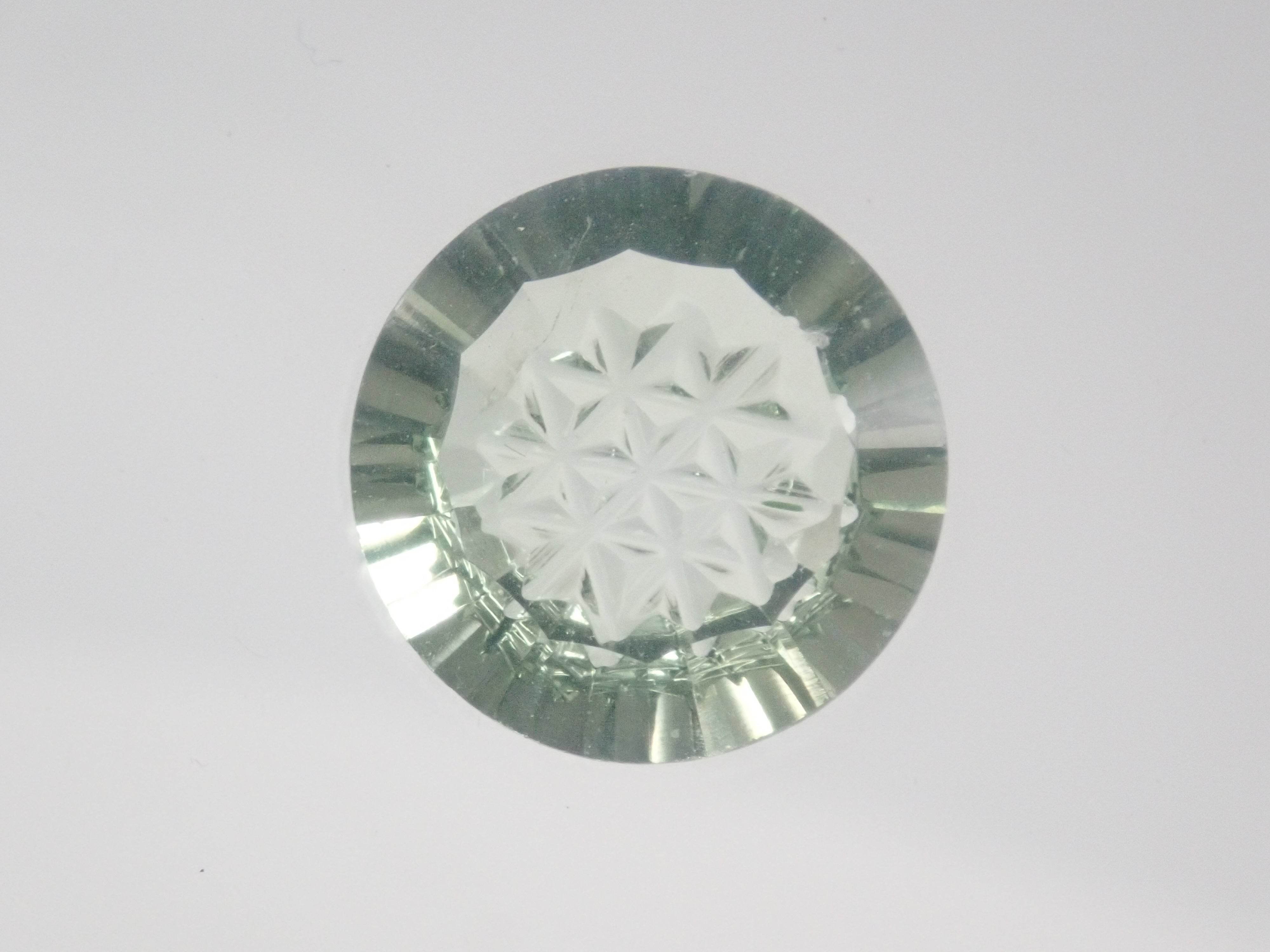 《Limited to 15 Stones》Fluorite Gacha including 2 Koshu-Kiseki-Kiriko stones (normally 49,800 yen) with 1 CC fluorite stone as a bonus《Multiple Purchase Discount Available》
