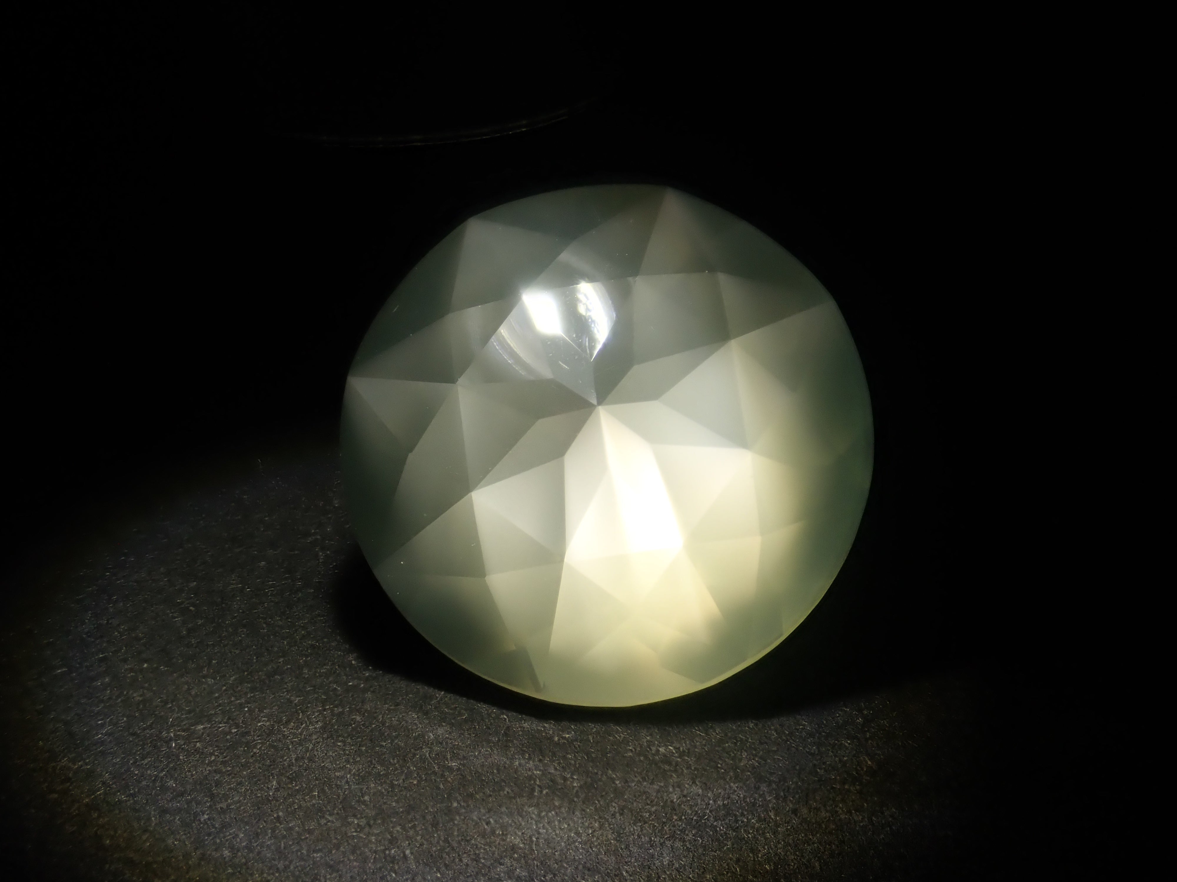 【3/29 22時販売】《限定11石》通常55,800円のダンデライオンカット15mmや&カメリアカット19mm含むビッグジェムガチャ💎《複数購入割引有》