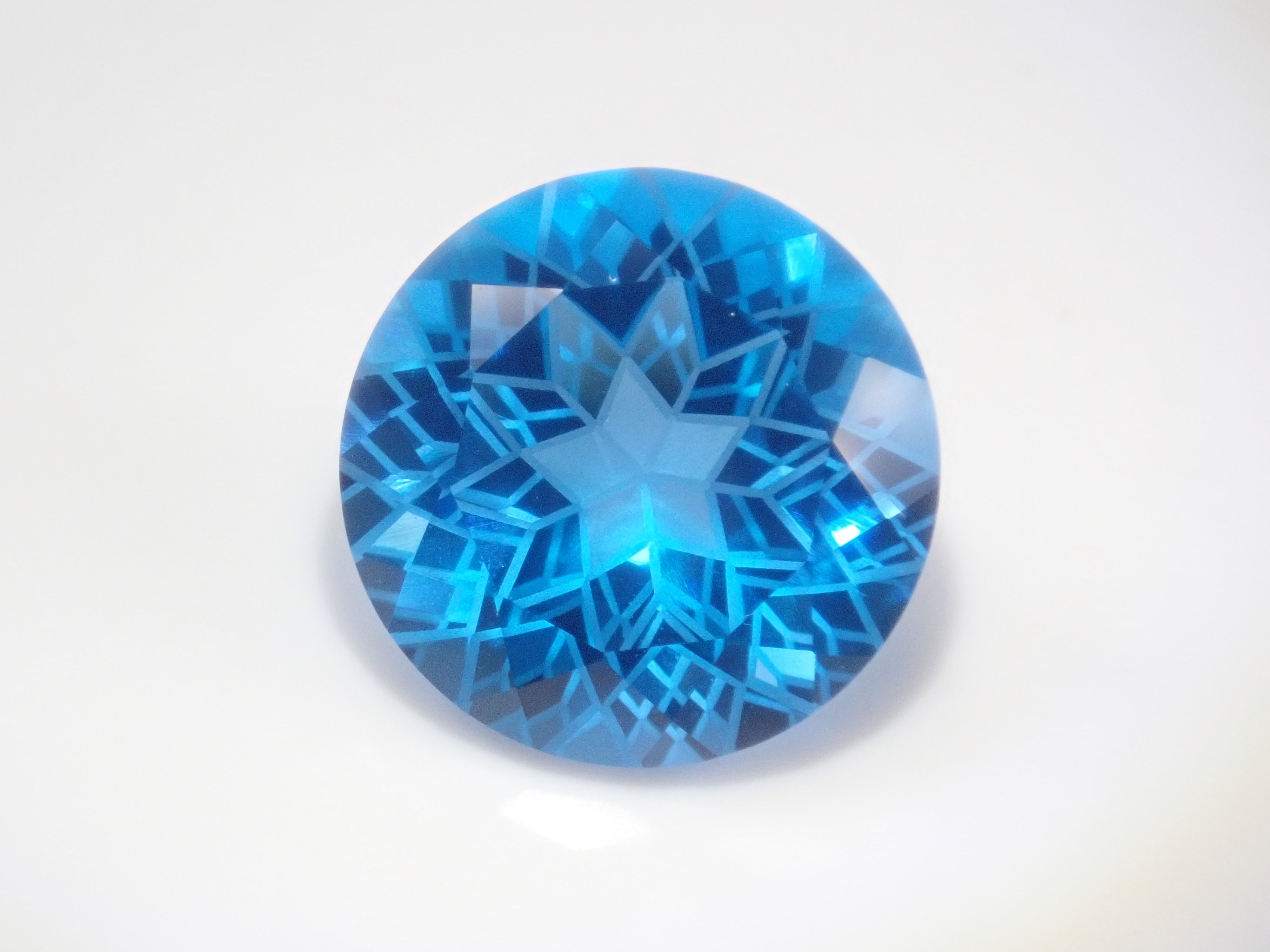 【3/29 22時販売】《限定11石》通常55,800円のダンデライオンカット15mmや&カメリアカット19mm含むビッグジェムガチャ💎《複数購入割引有》