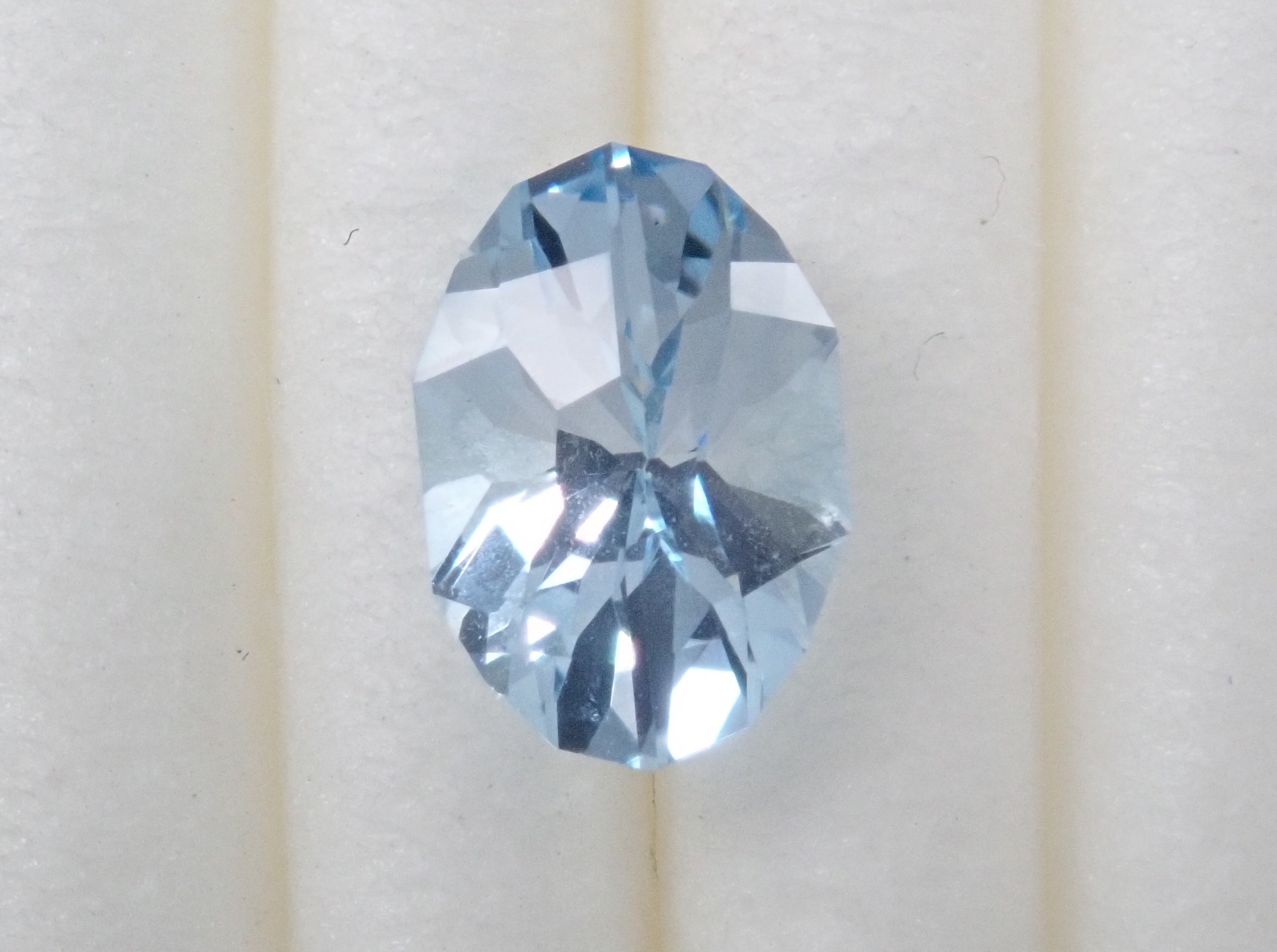 【3/17 22時販売】ベトナム産アクアマリン 0.568ctルース