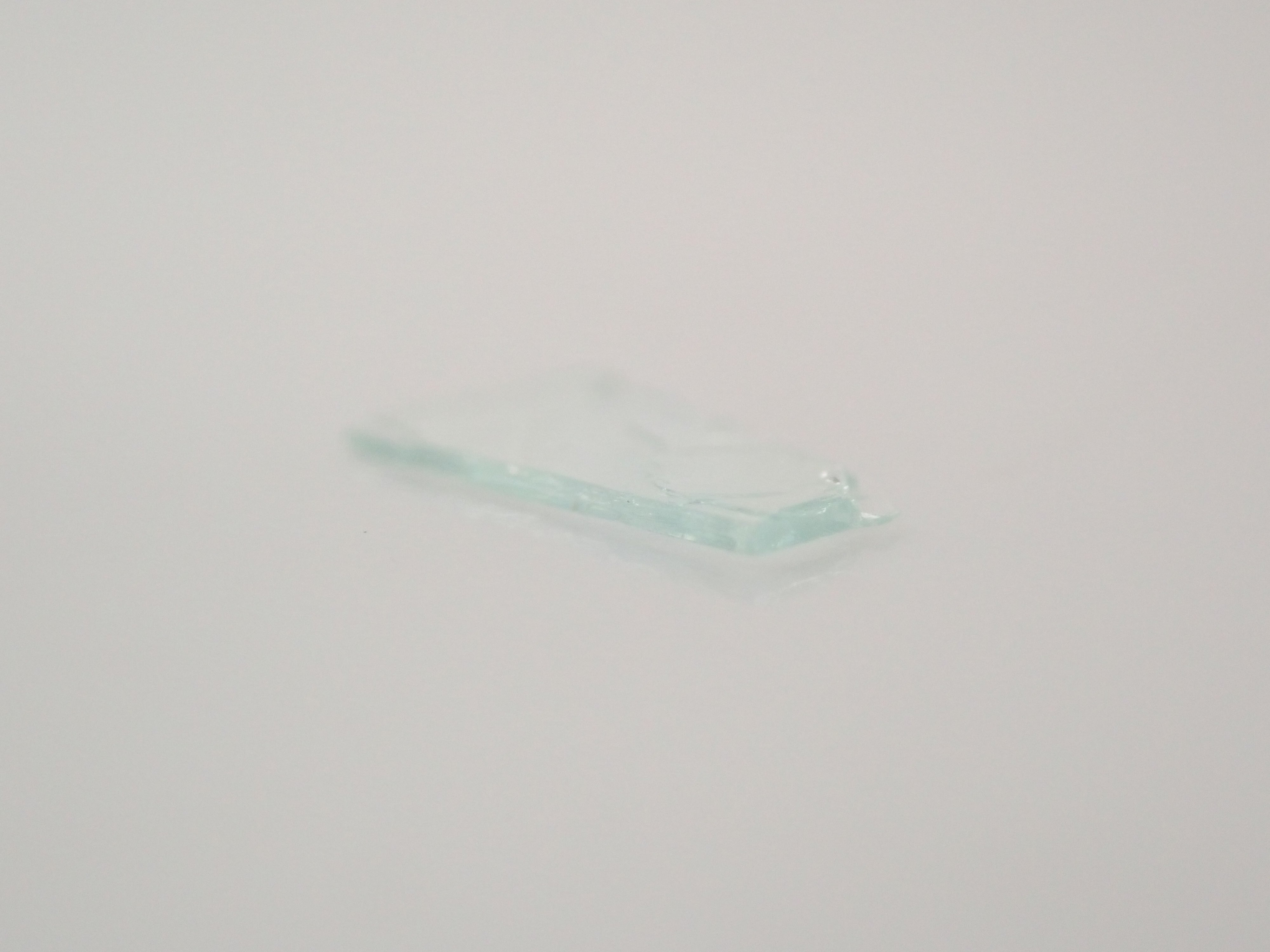 【12558592掲載】ボリビア産フォスフォフィライト 0.067ctルース