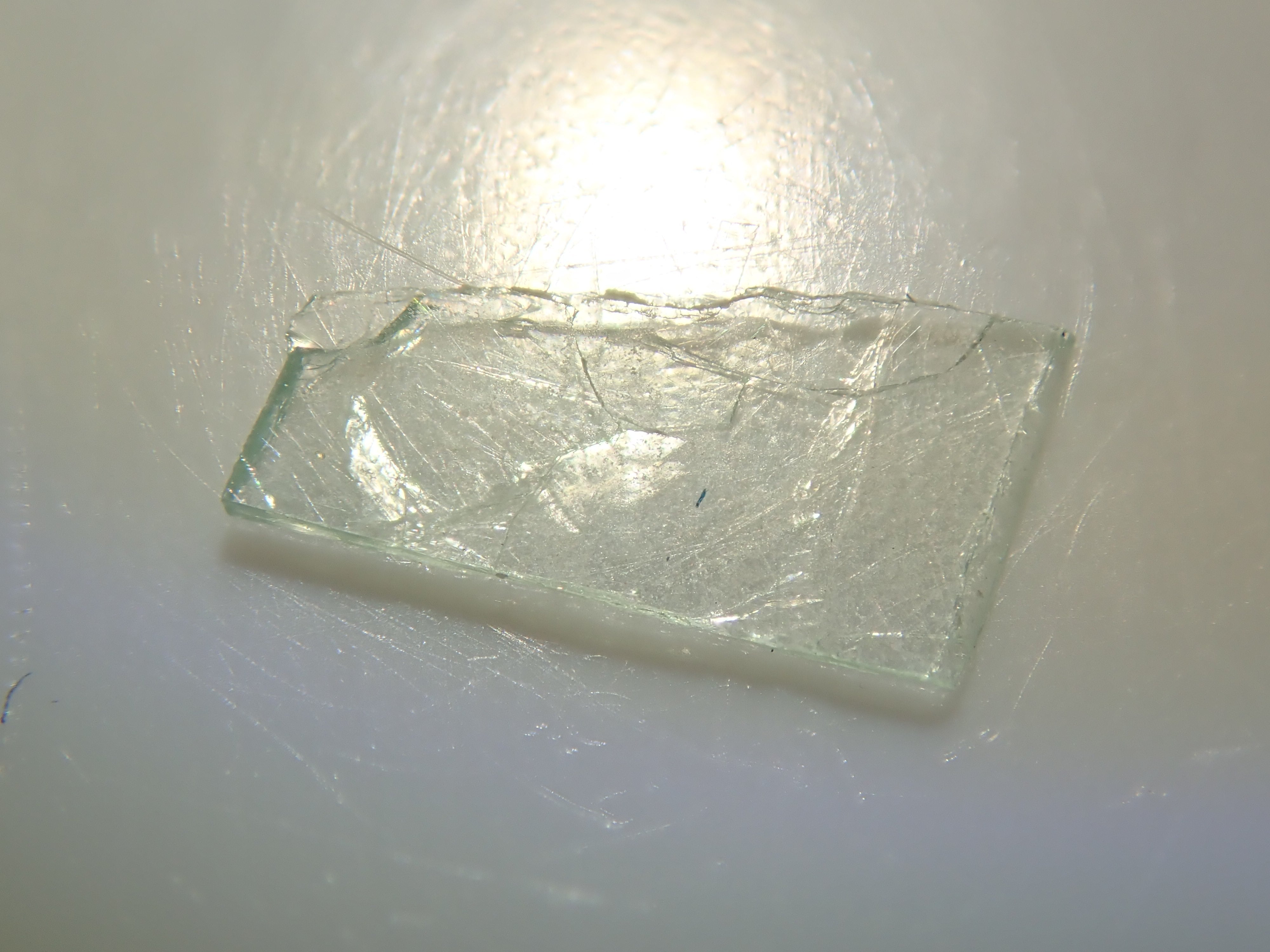 【12558592掲載】ボリビア産フォスフォフィライト 0.067ctルース