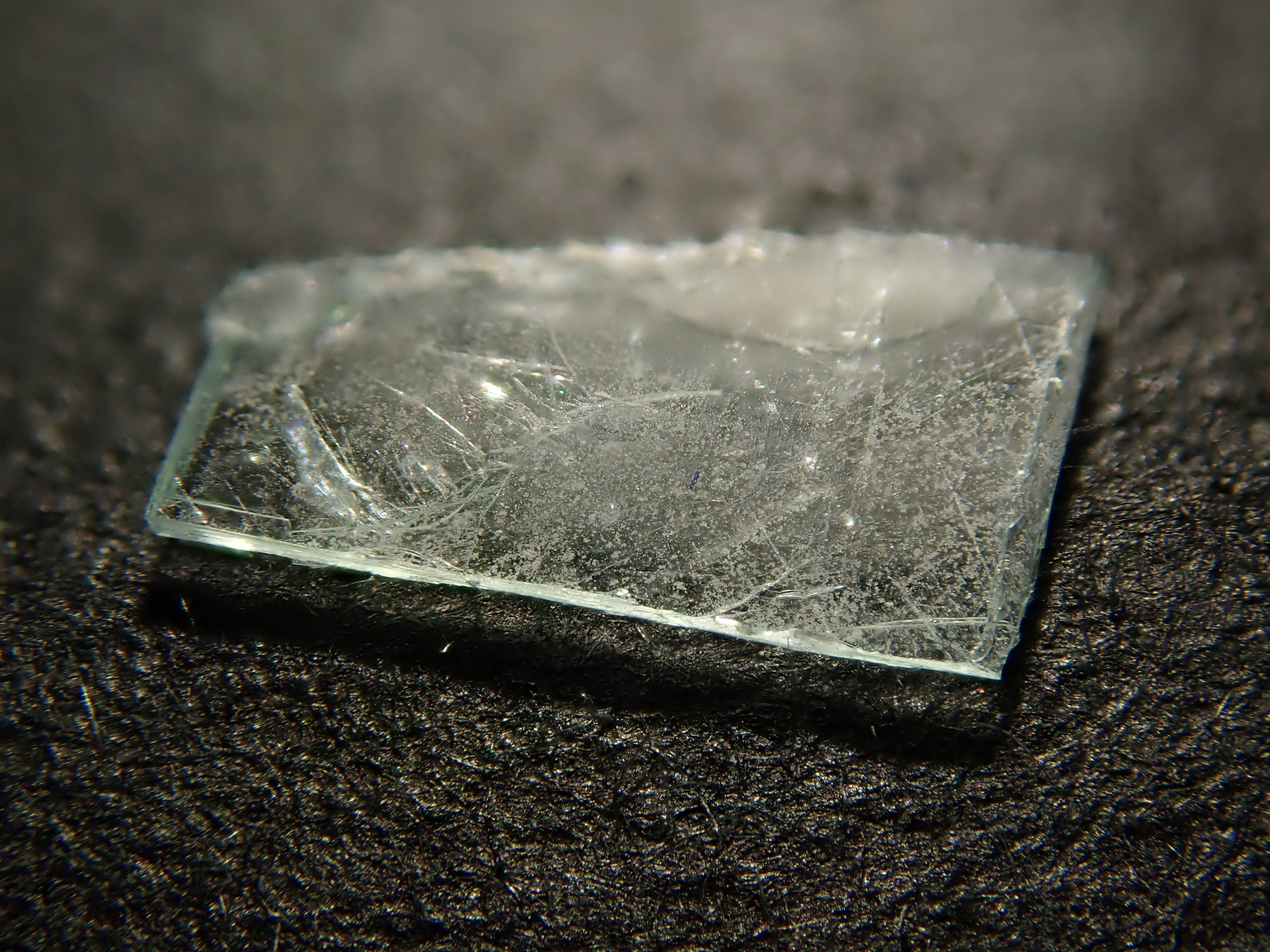 【12558592掲載】ボリビア産フォスフォフィライト 0.067ctルース