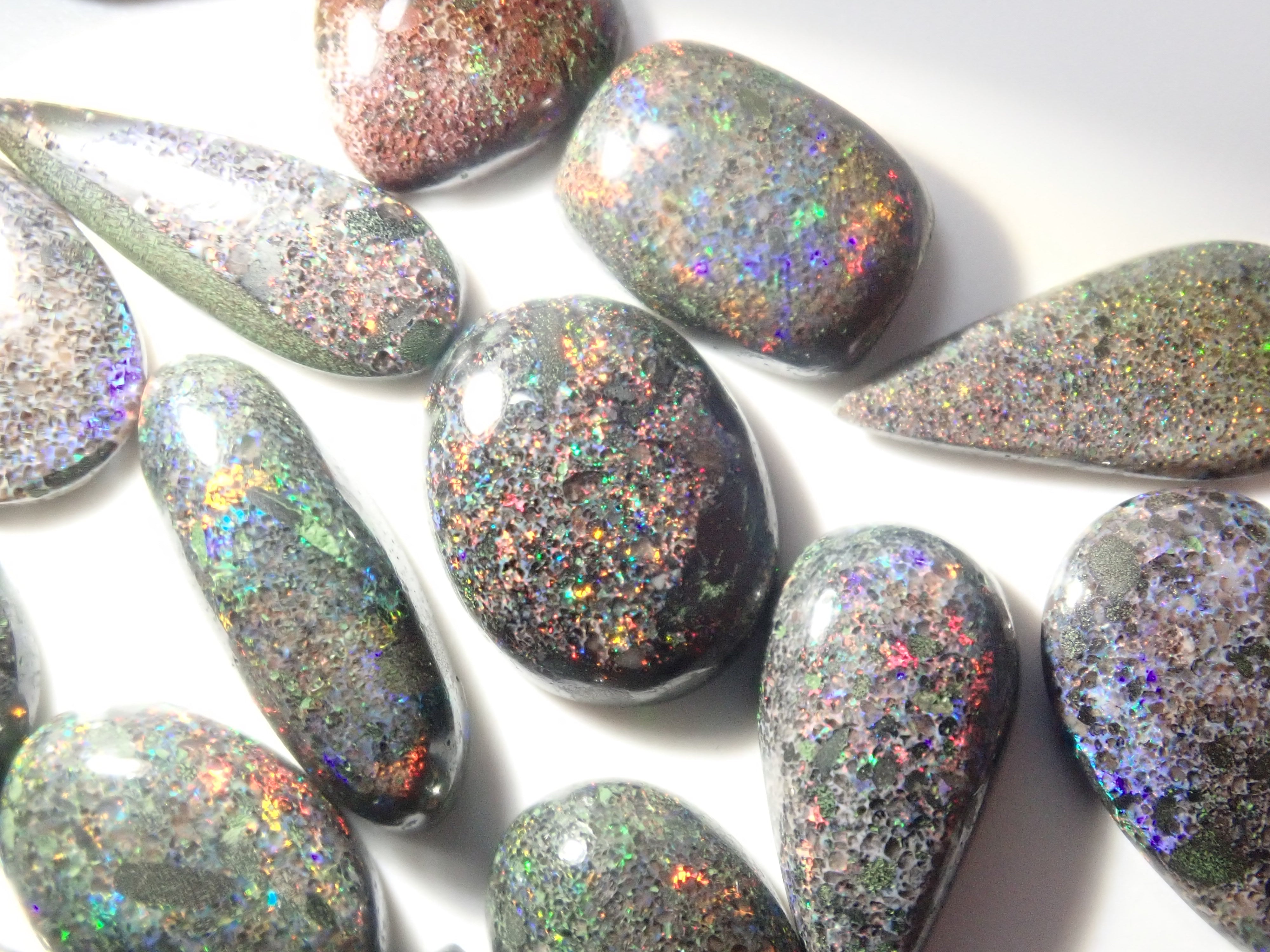 【3/28 22時販売】《ツーソン新着・限定28石》オーストラリア・アンダムーカ産ブラックマトリクスオパール(炭化処理)1石ルース《複数購入割引有》