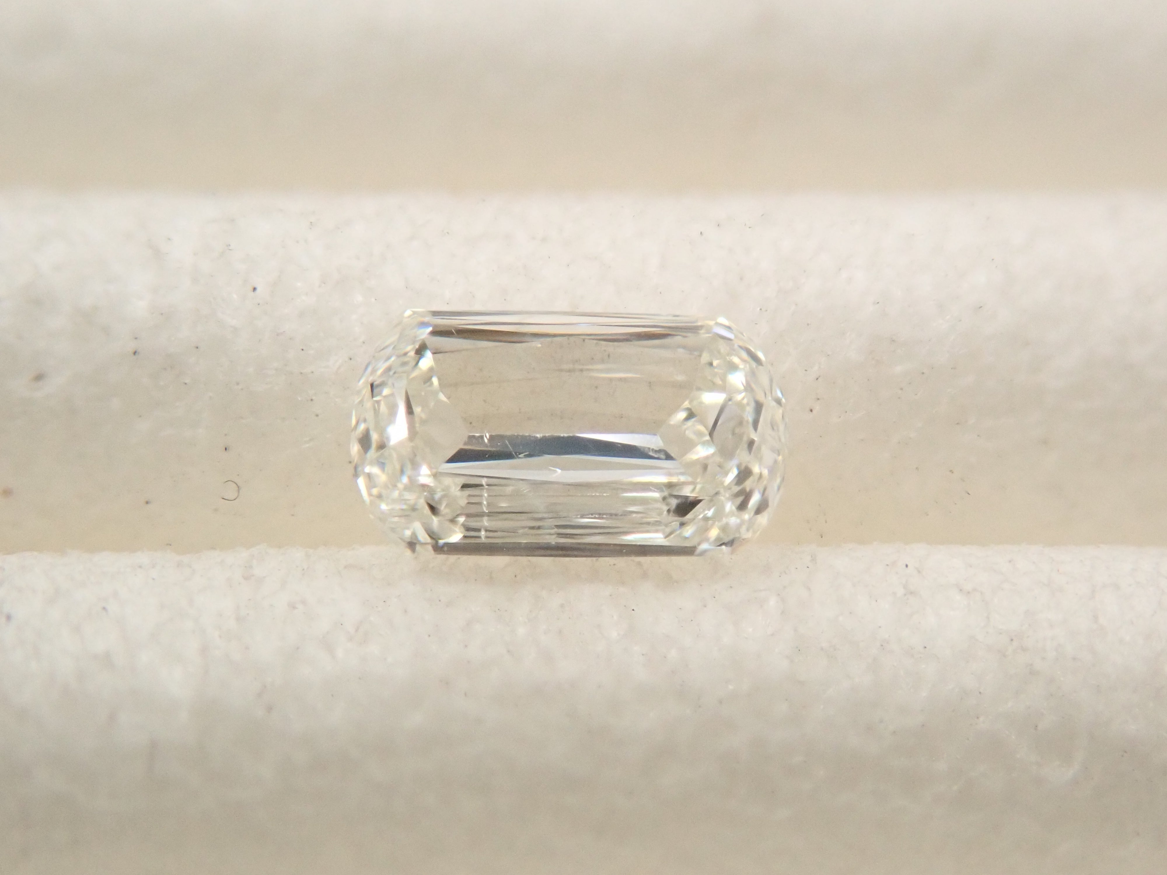 【32501804掲載】ダイヤモンド 0.185ctルース(I, SI1)