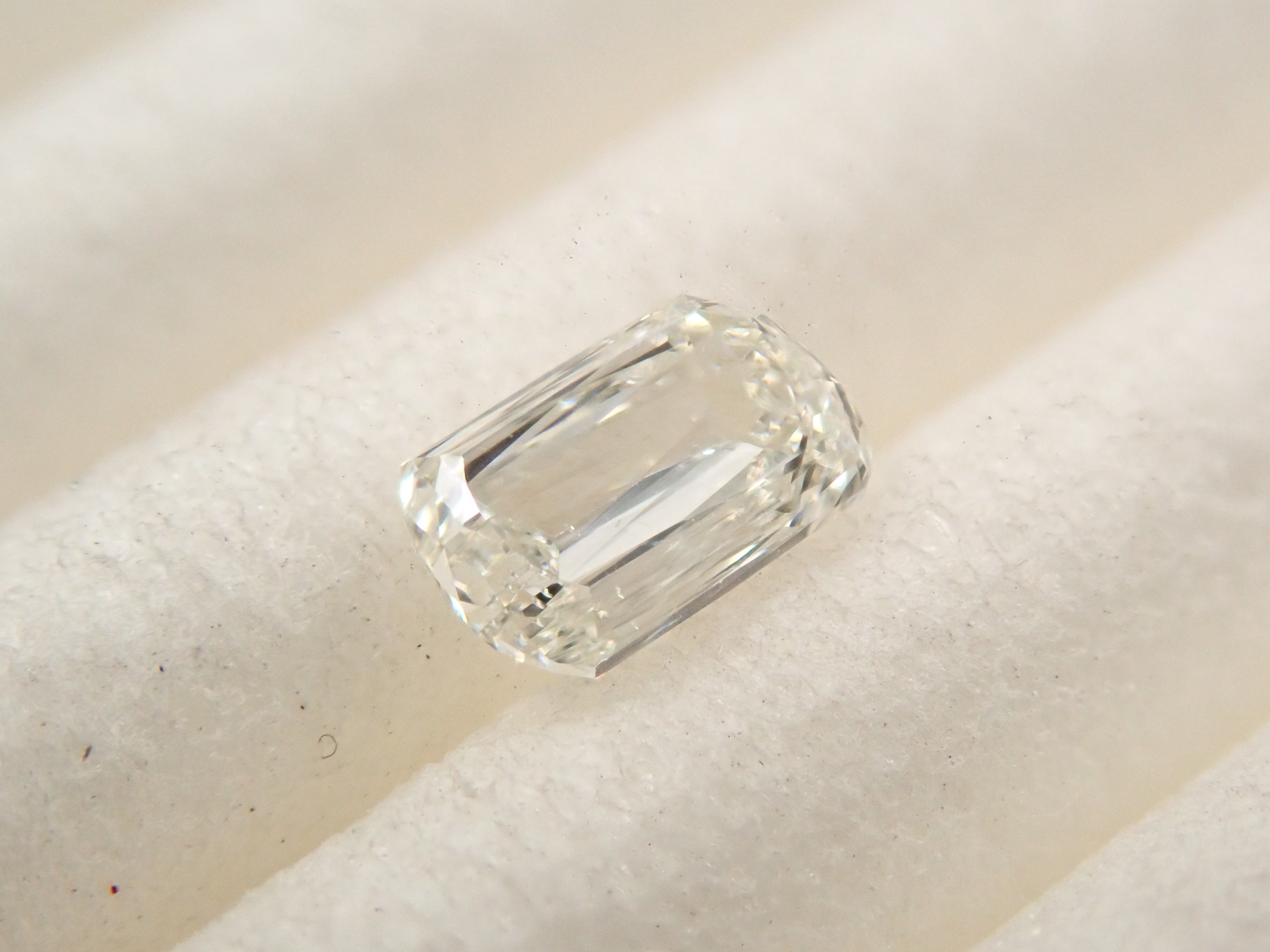 【32501804掲載】ダイヤモンド 0.185ctルース(I, SI1)