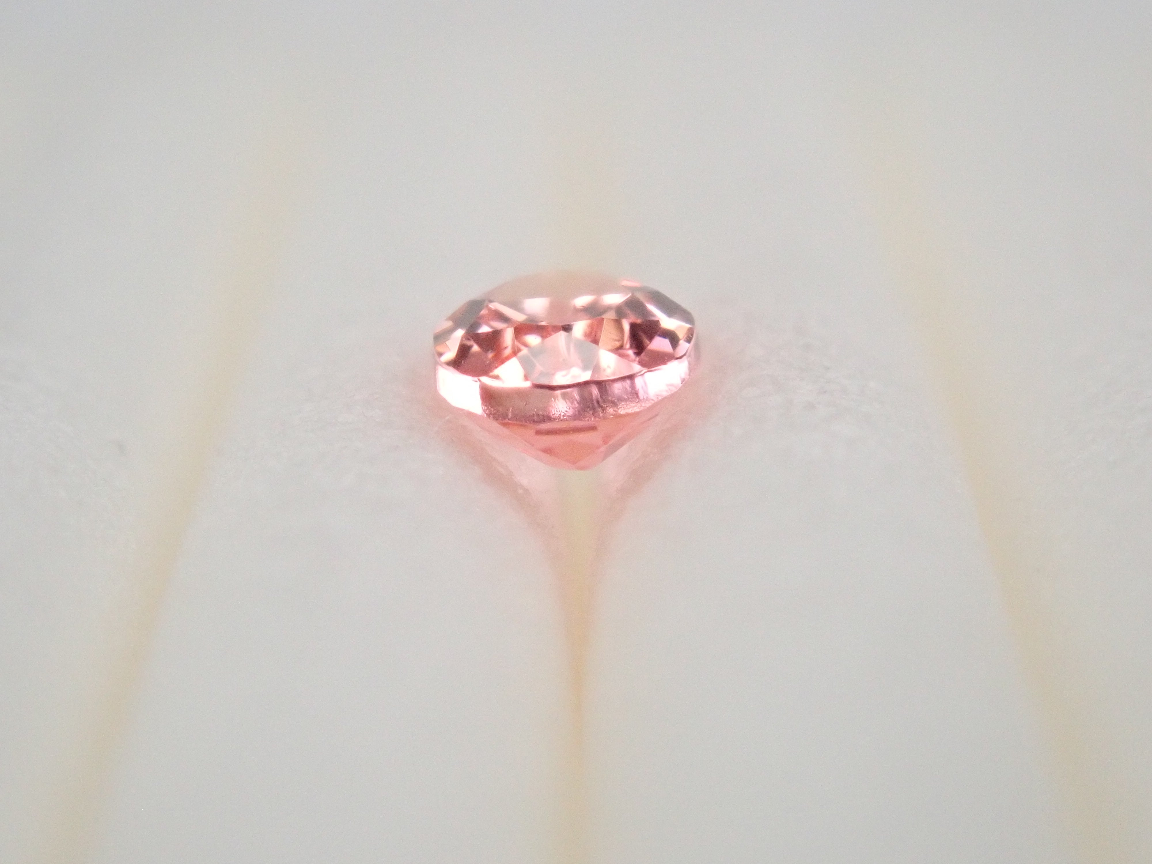 【12558576掲載】パキスタン産ヴェイリネナイト 0.150ctルース