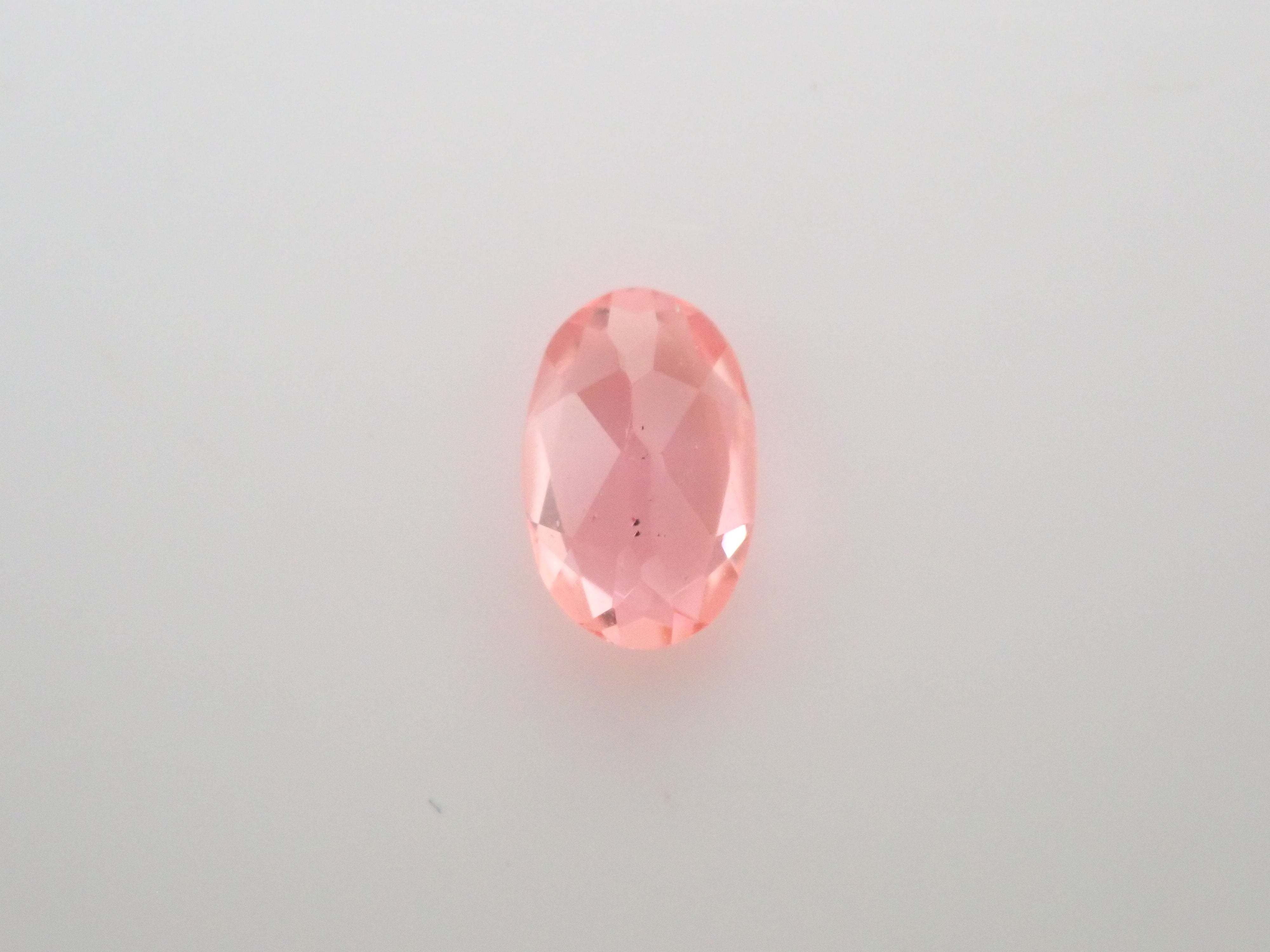 【12558576掲載】パキスタン産ヴェイリネナイト 0.150ctルース