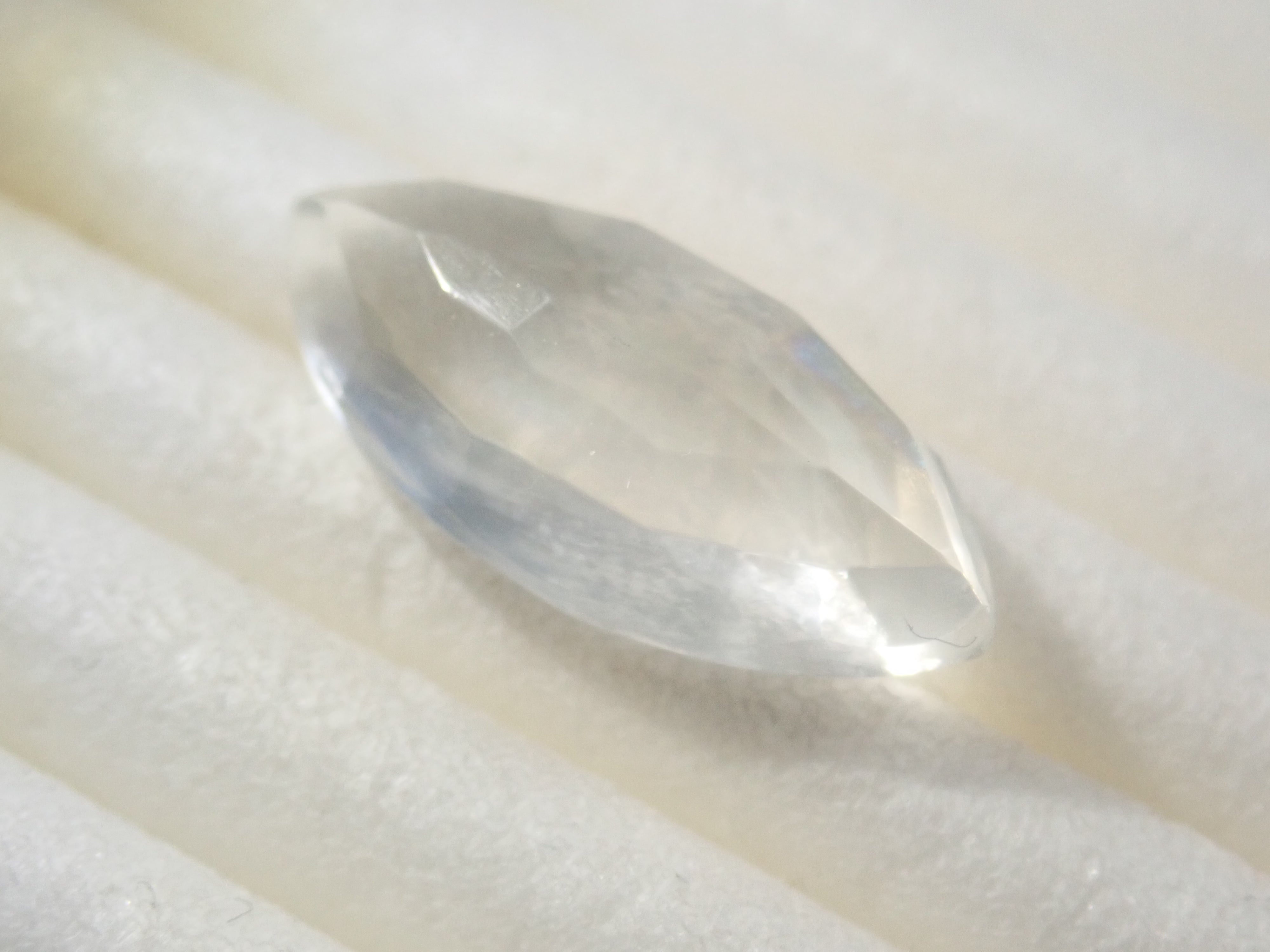 【3/28 22點開賣】馬拉威月光石 2.447ct裸石