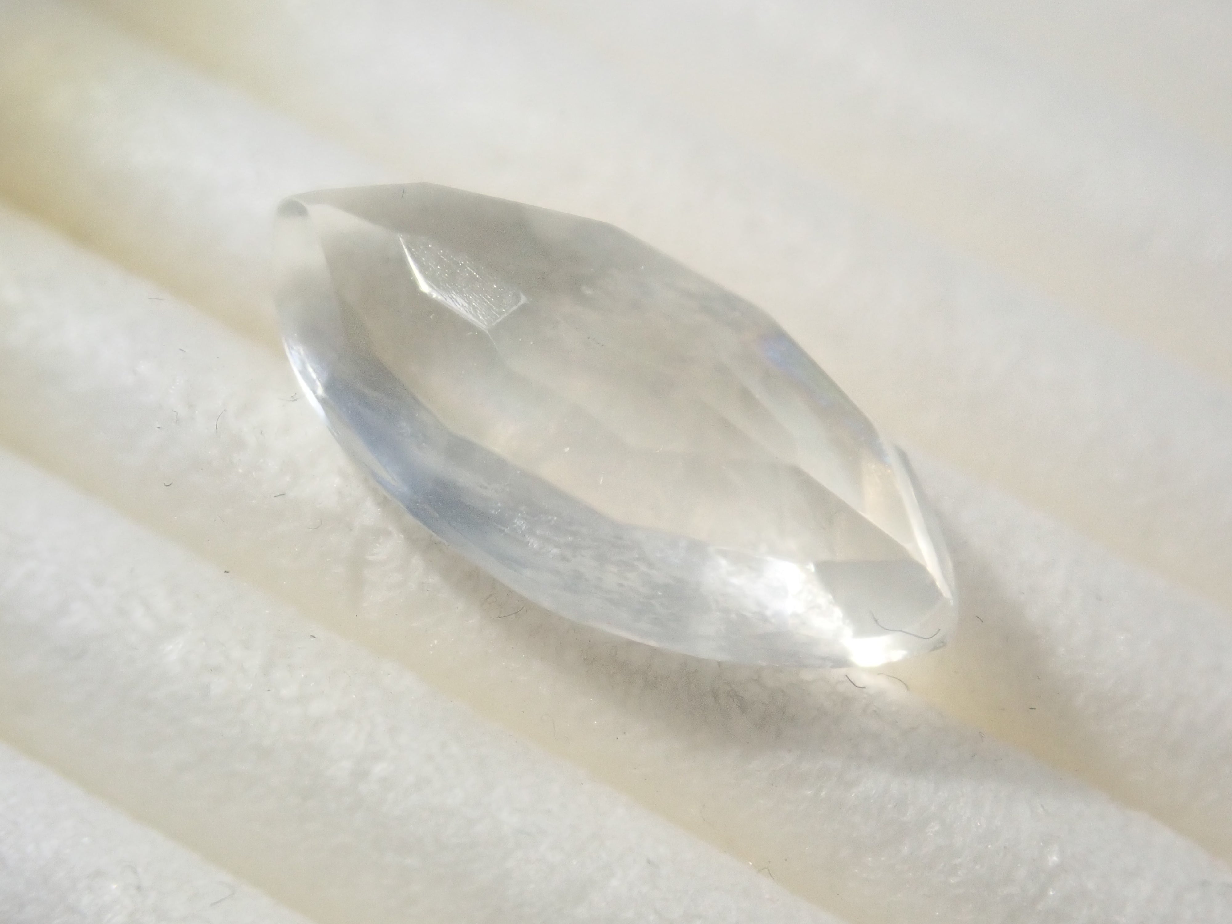 【3/28 22點開賣】馬拉威月光石 2.447ct裸石