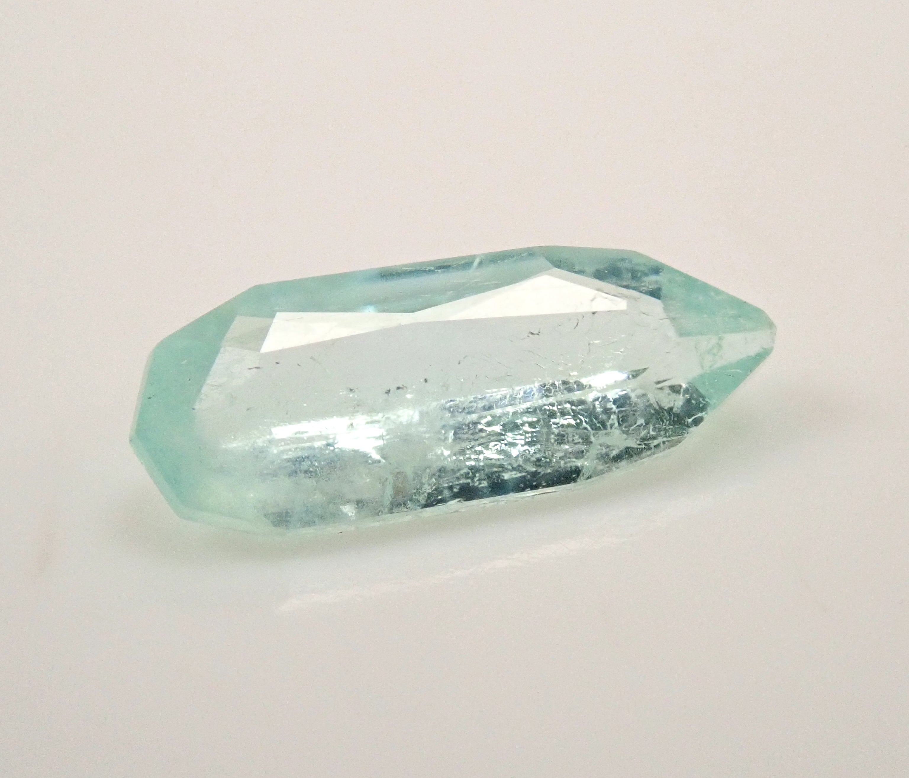 【抽選販売20260329_05】ボリビア産フォスフォフィライト 0.512ctルース 鑑別書