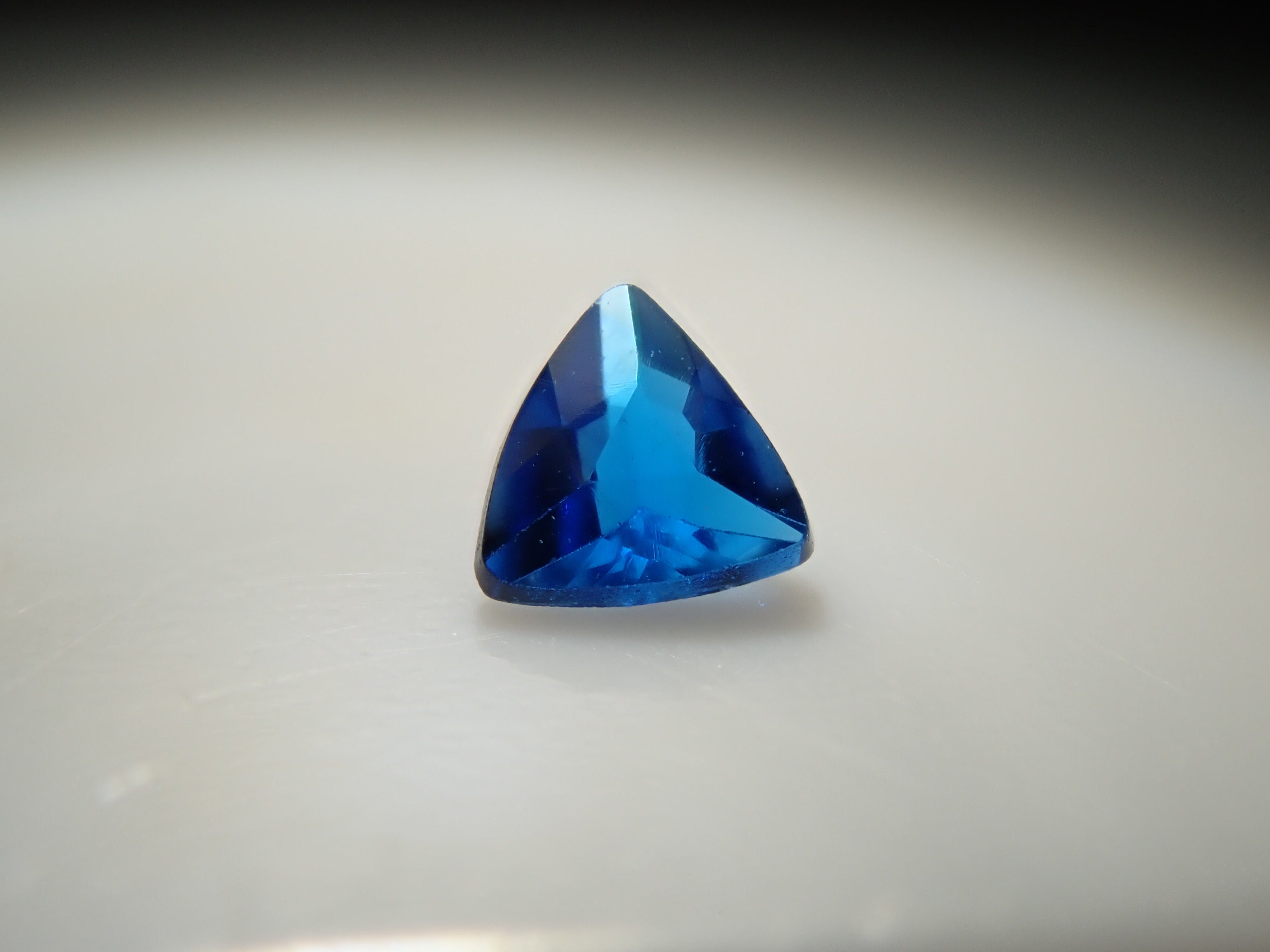 【12562388掲載】ラズライト(天藍石) 0.035ctルース