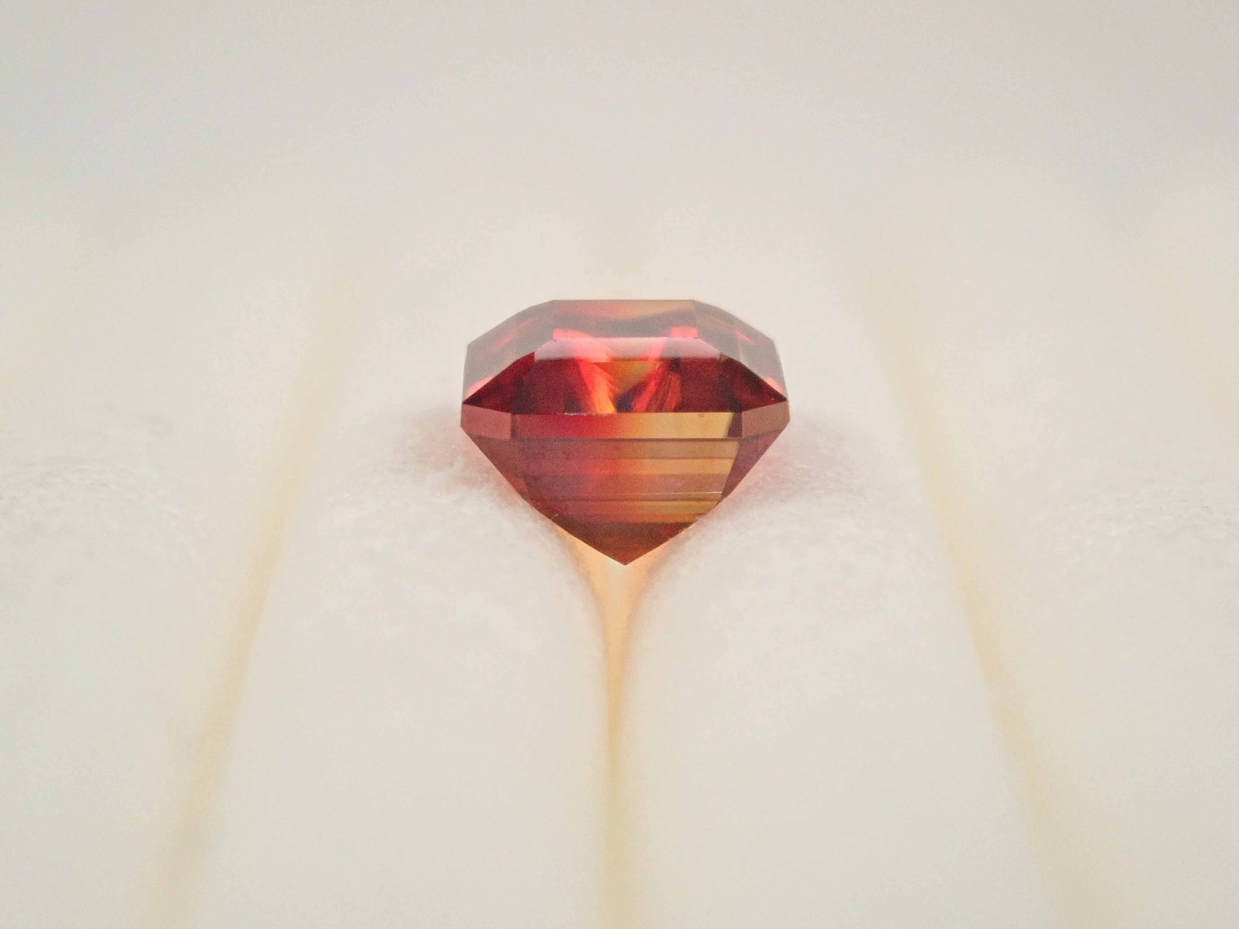 【12562588掲載】キャシテライト 0.868ctルース