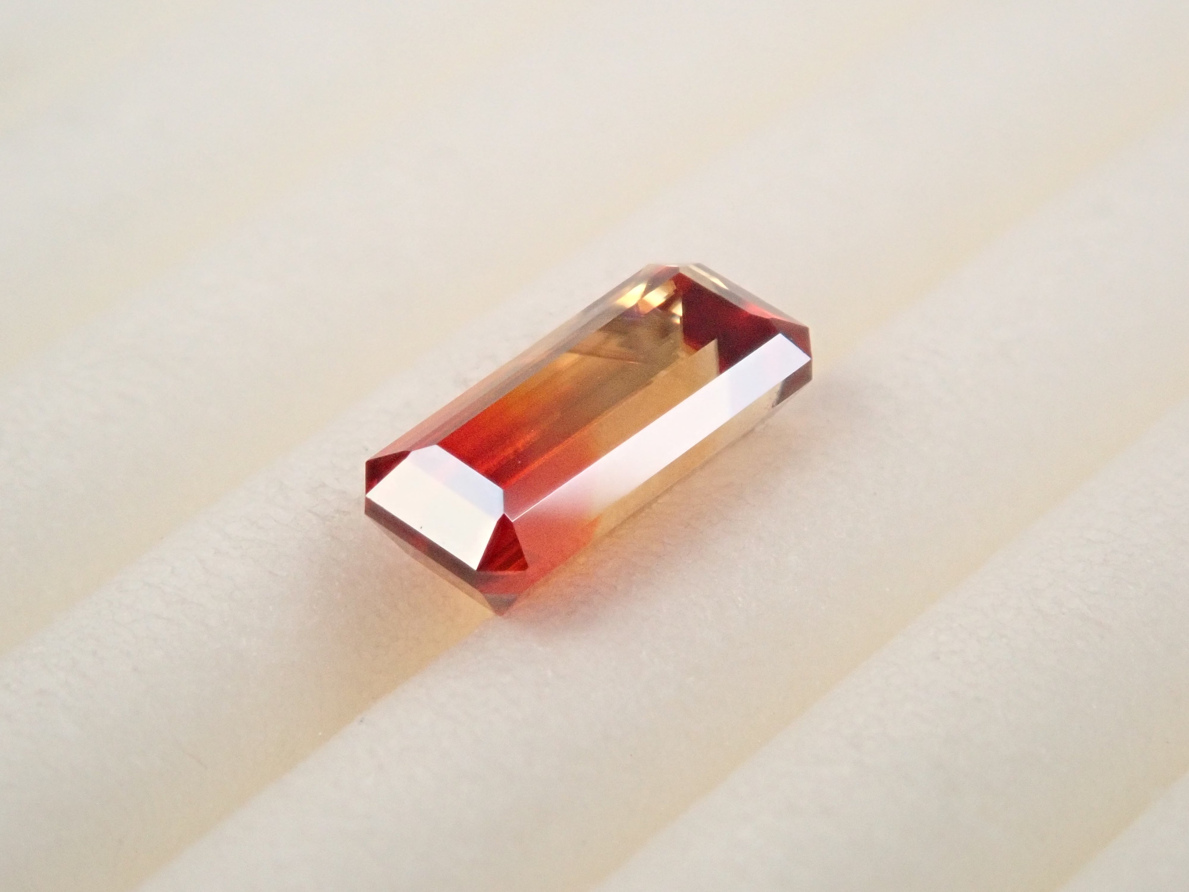 【12562589掲載】キャシテライト 1.069ctルース