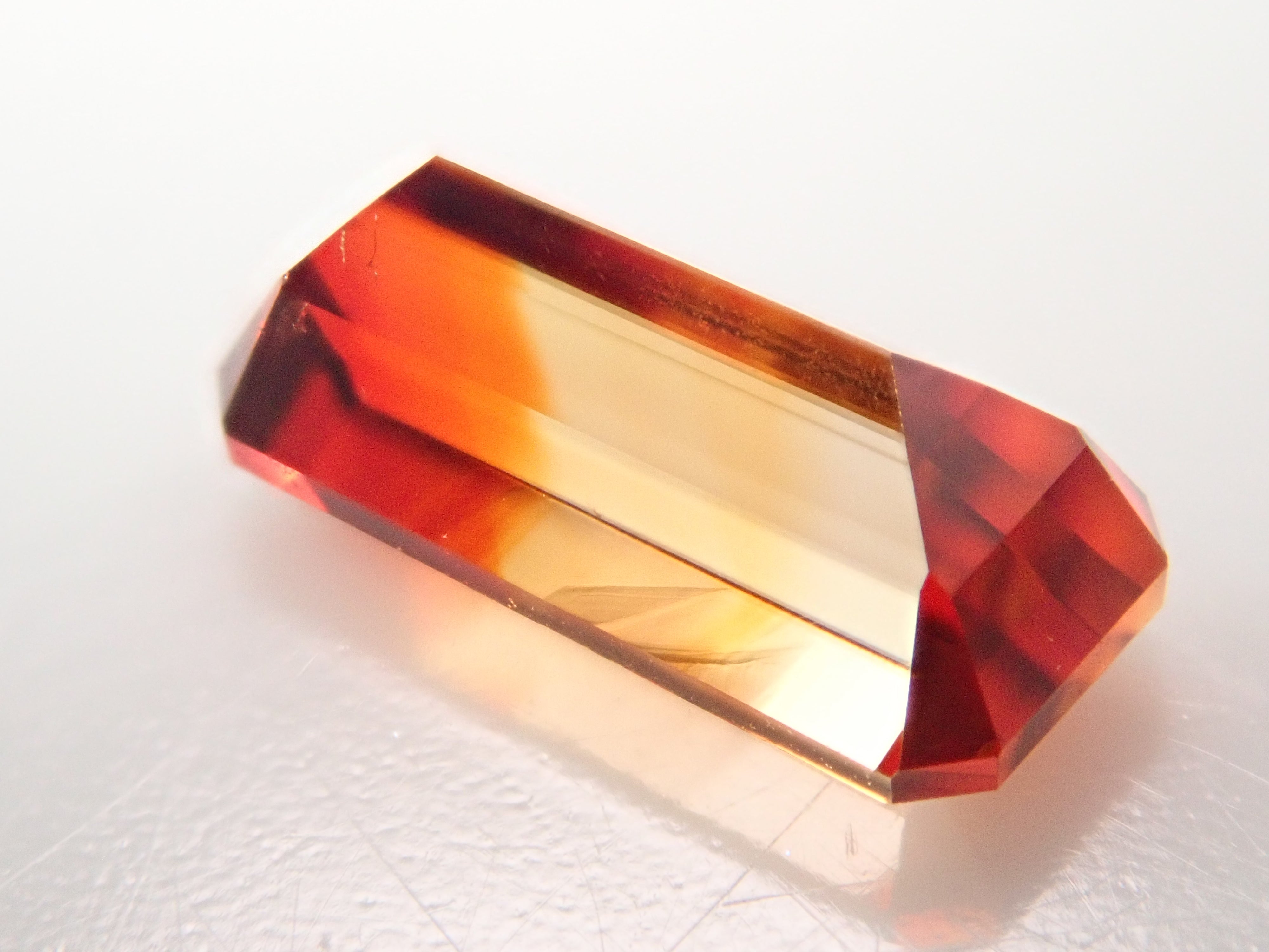 【12562589掲載】キャシテライト 1.069ctルース