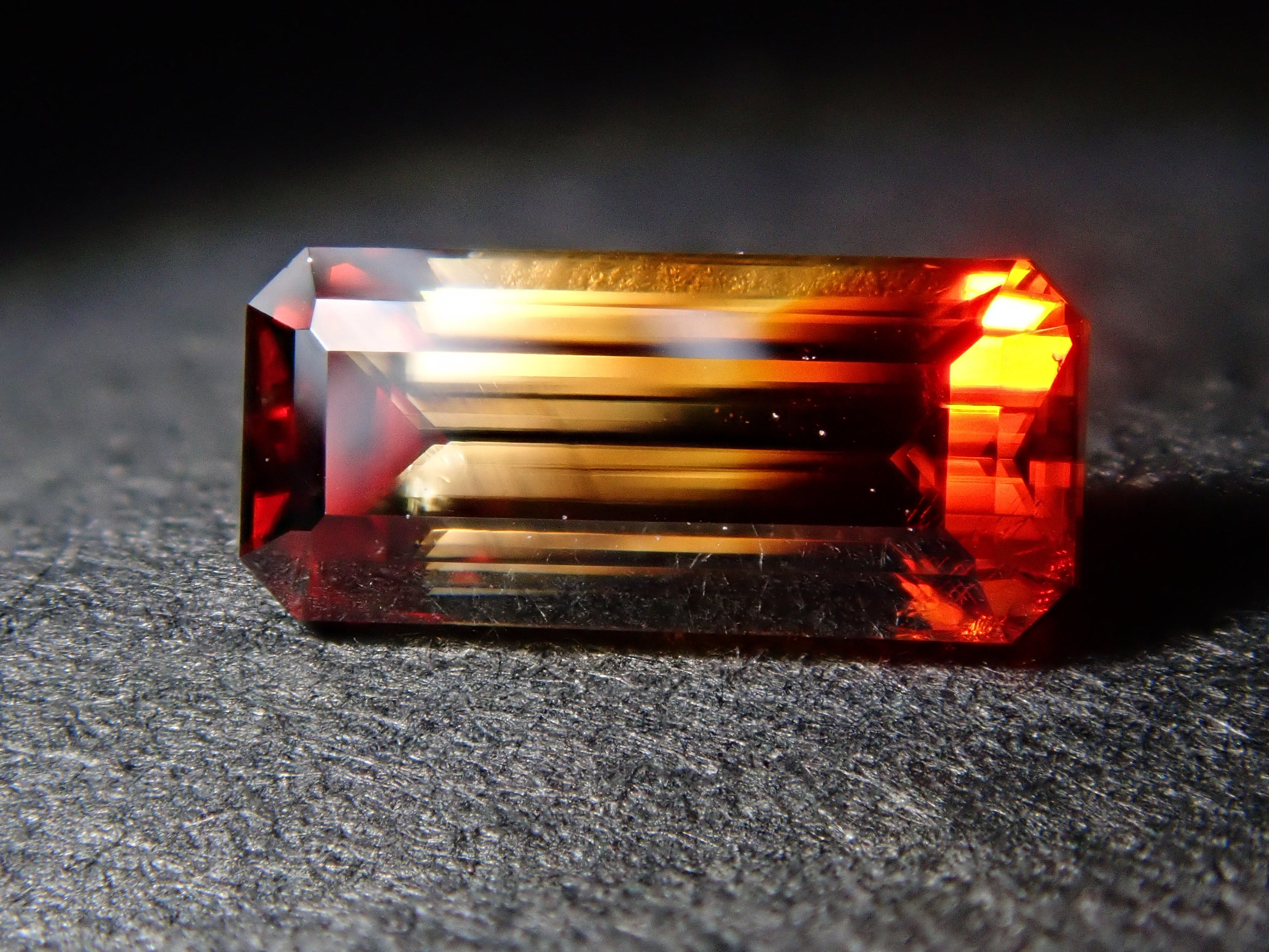 【12562589掲載】キャシテライト 1.069ctルース