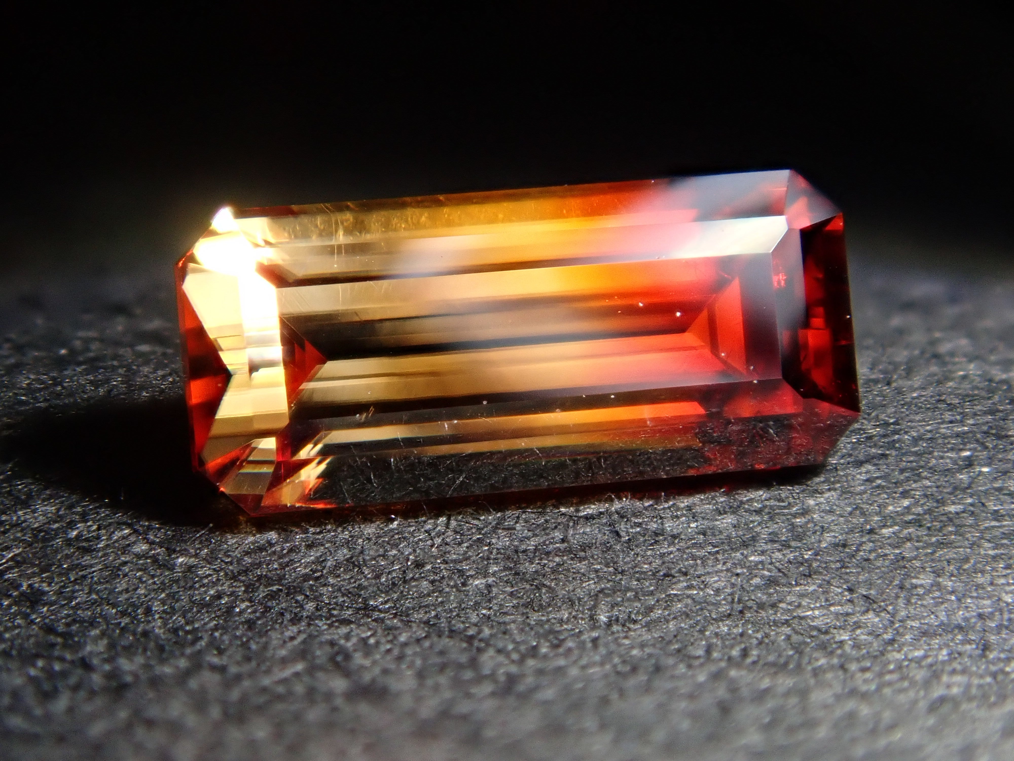 【12562589掲載】キャシテライト 1.069ctルース