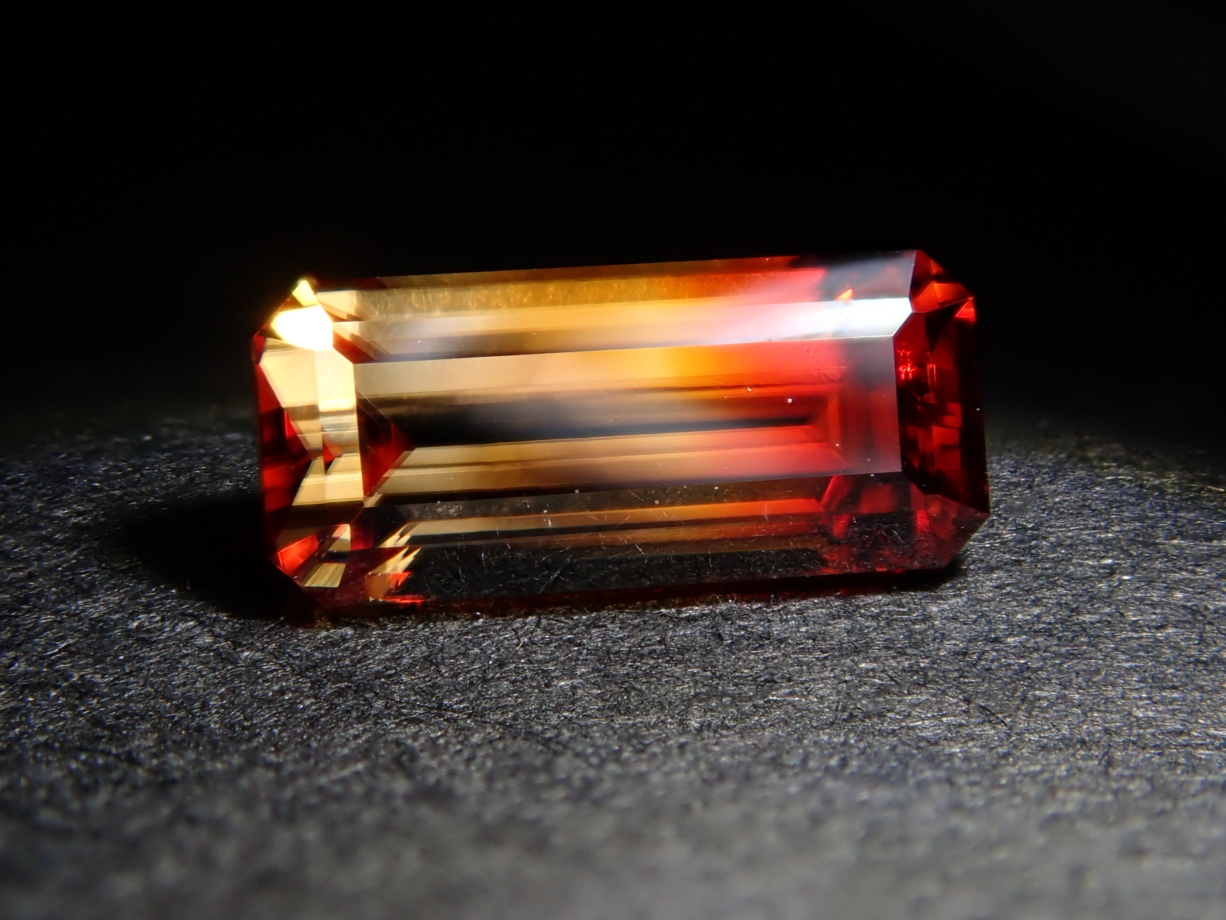 【12562589掲載】キャシテライト 1.069ctルース