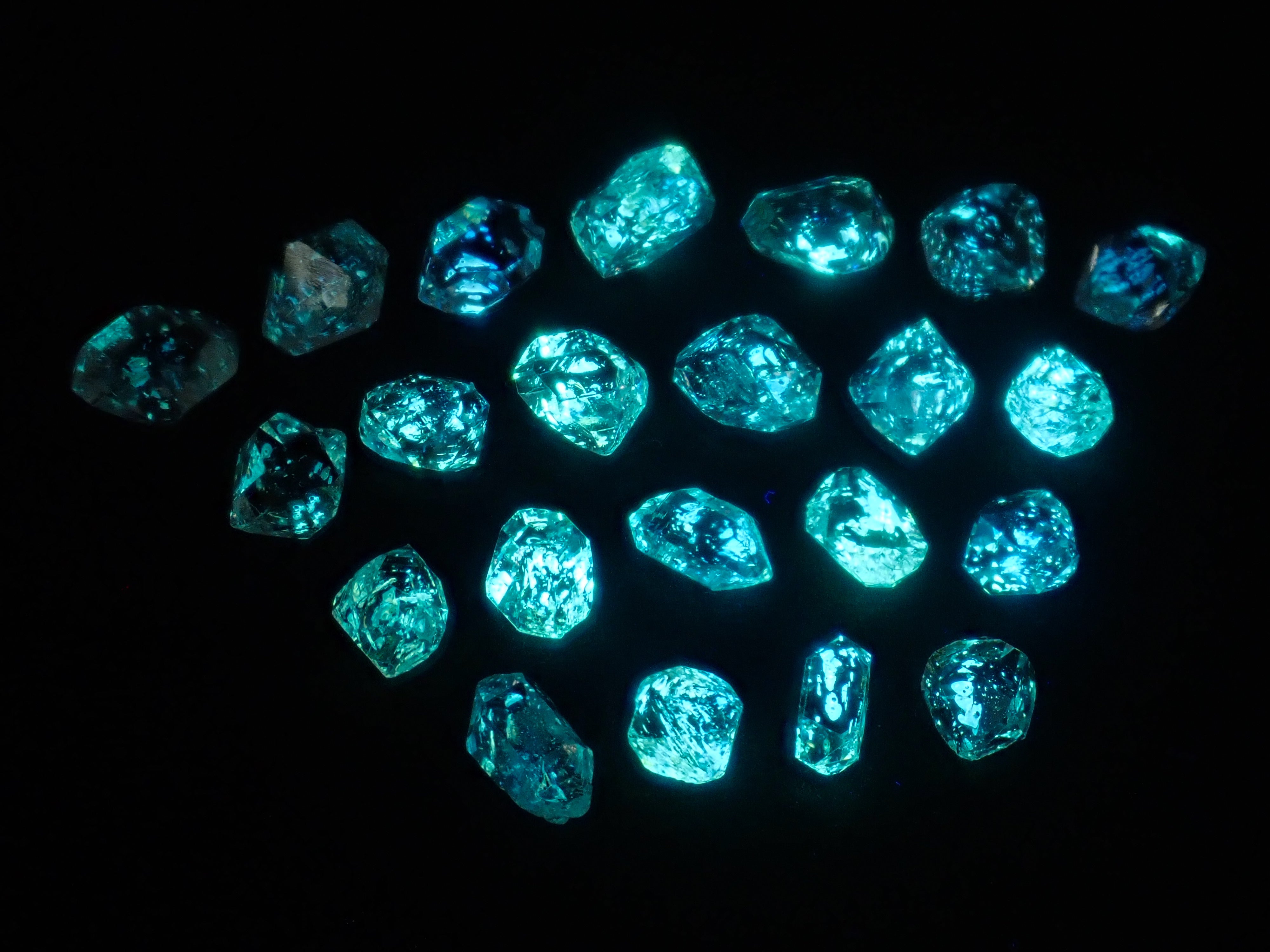 巴基斯坦油浸石英石1塊《多買有折扣》