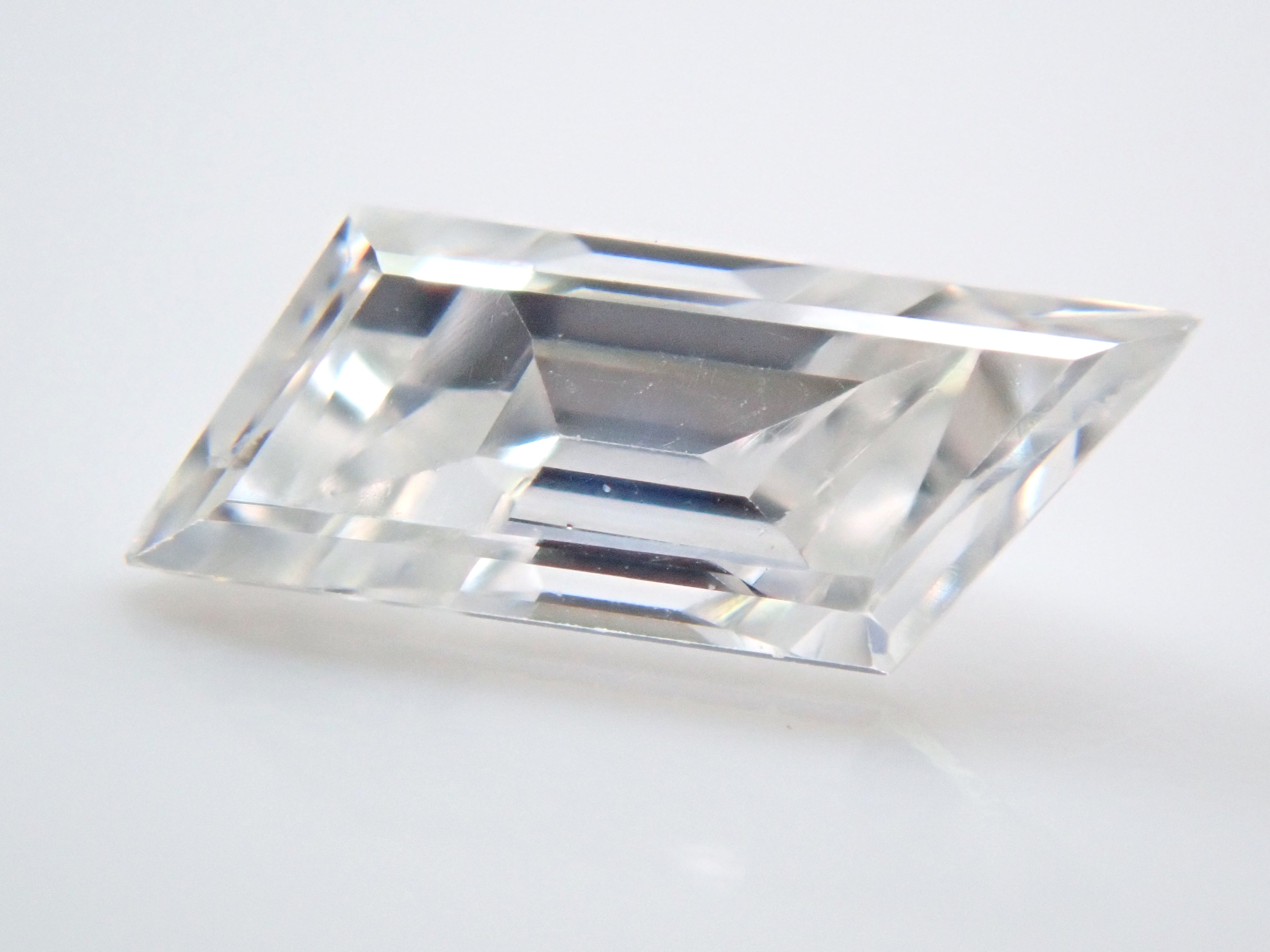 0.169 克拉裸鑽(F、VS2)