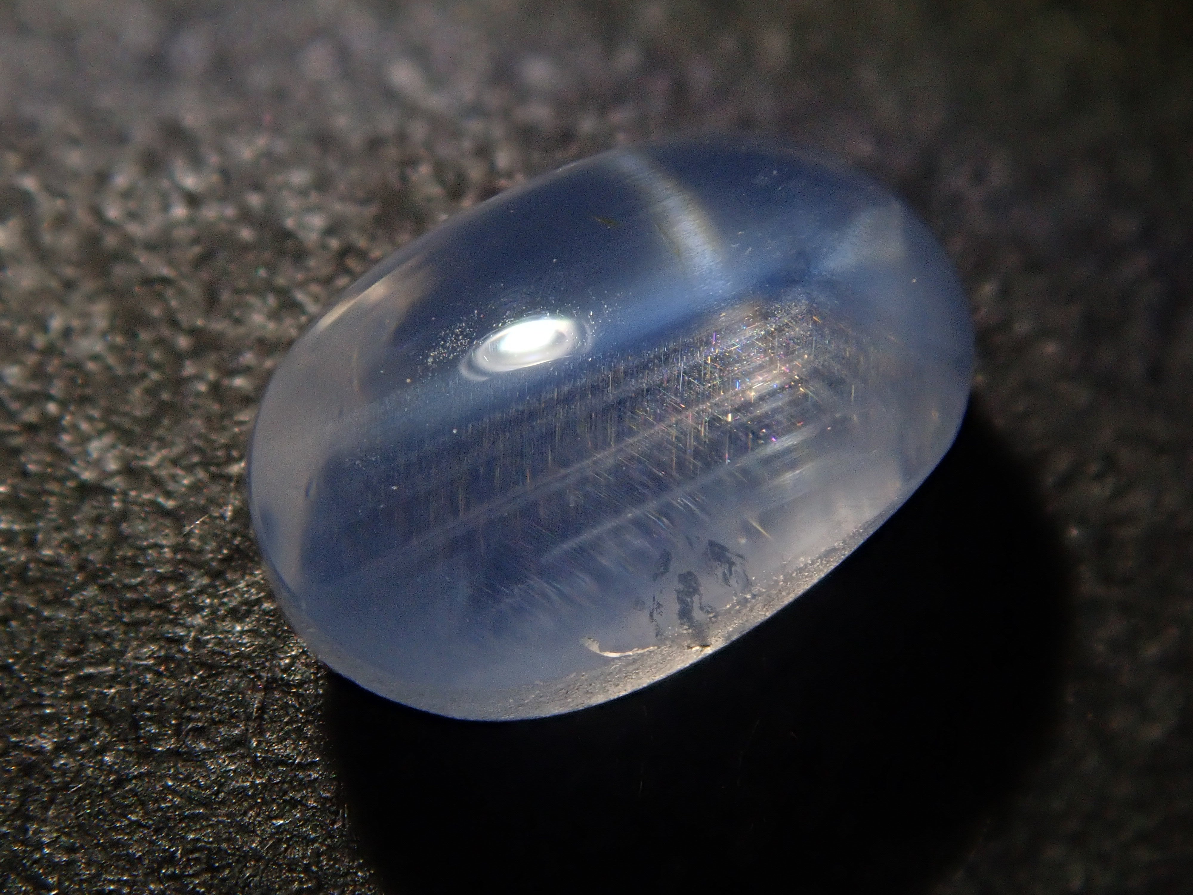 【12562506掲載】スリランカ産非加熱スターサファイア 1.016ctルース