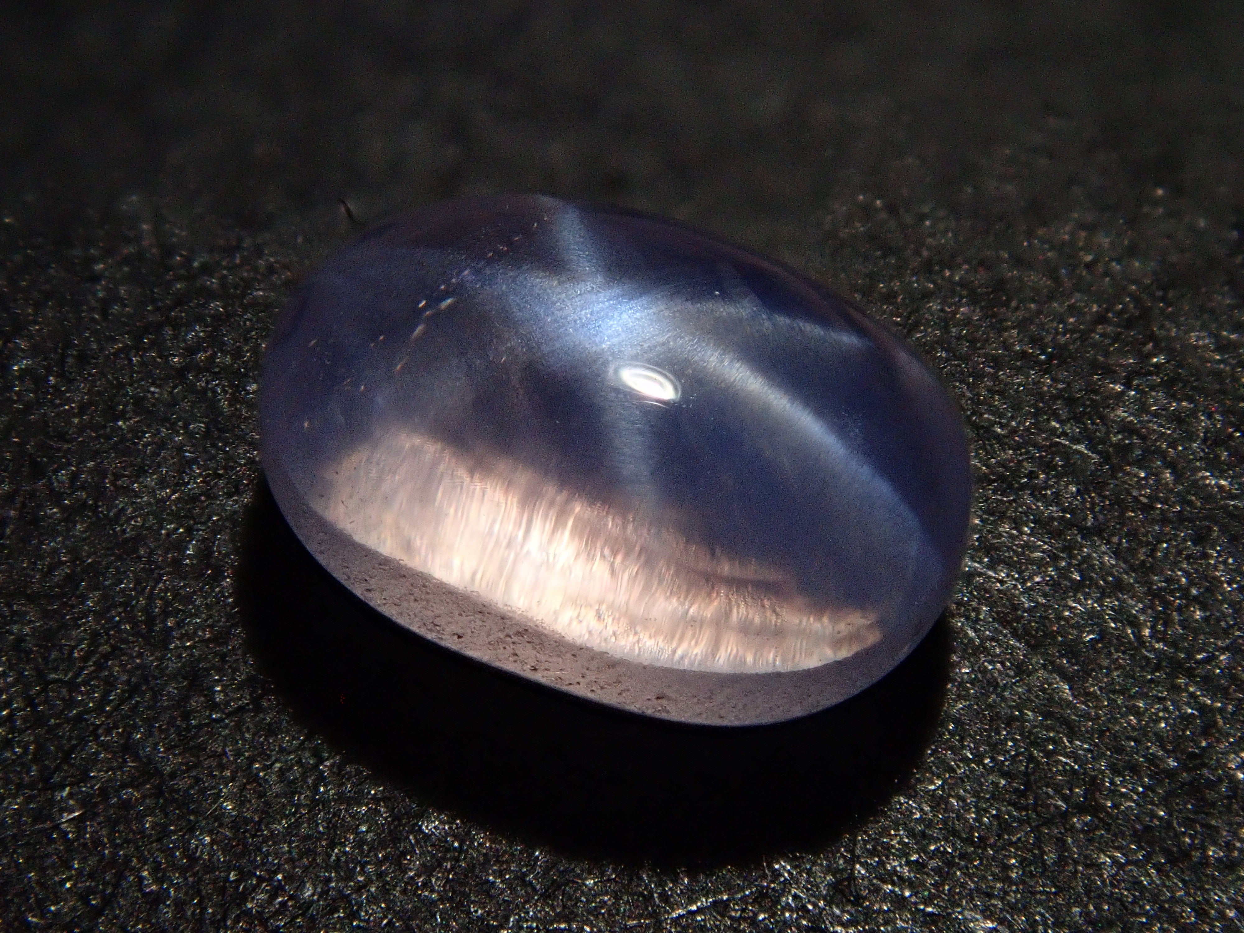 【12562507掲載】スリランカ産非加熱スターサファイア 0.961ctルース