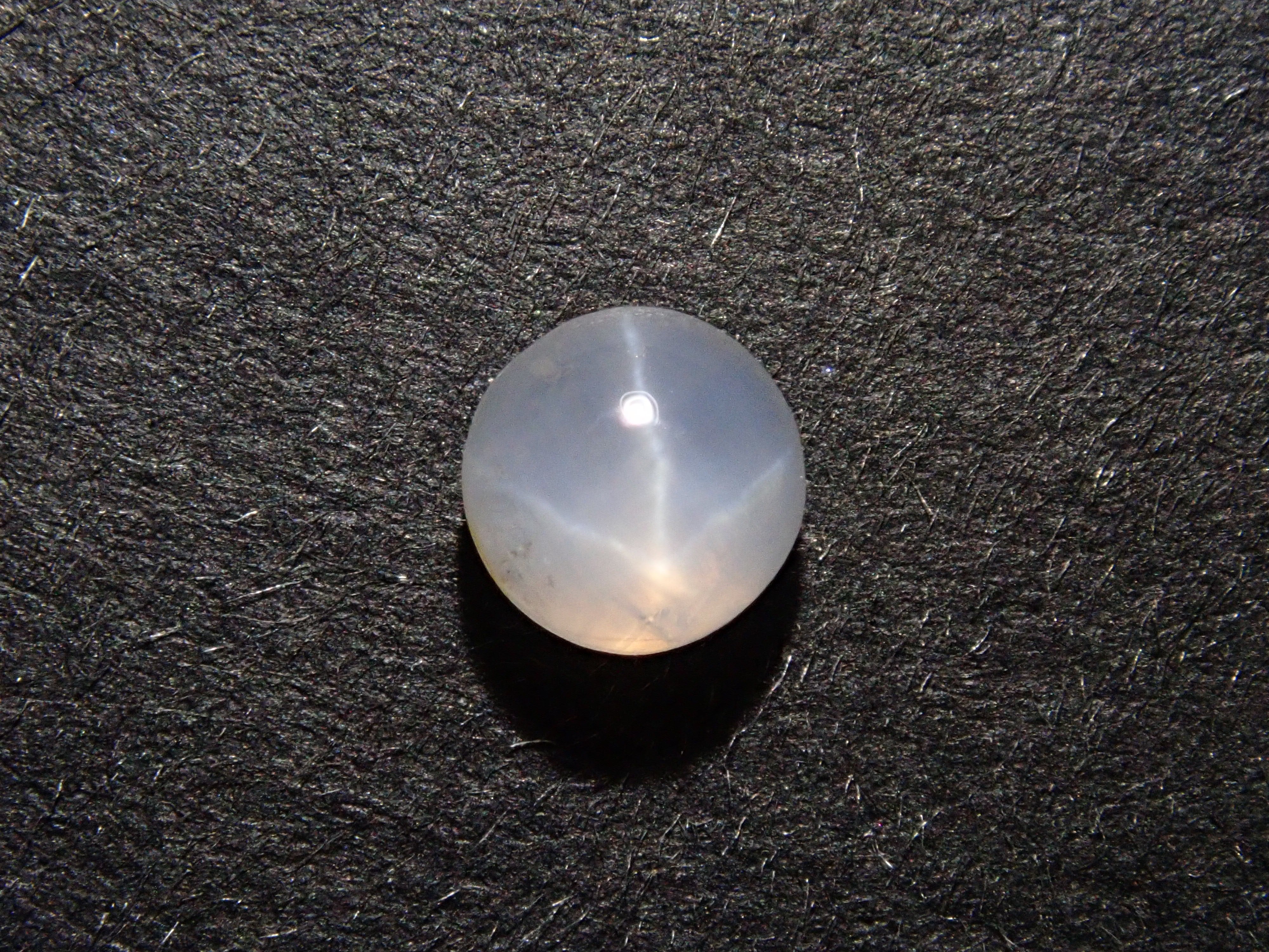 【12562516掲載】スリランカ産非加熱スターサファイア 0.499ctルース