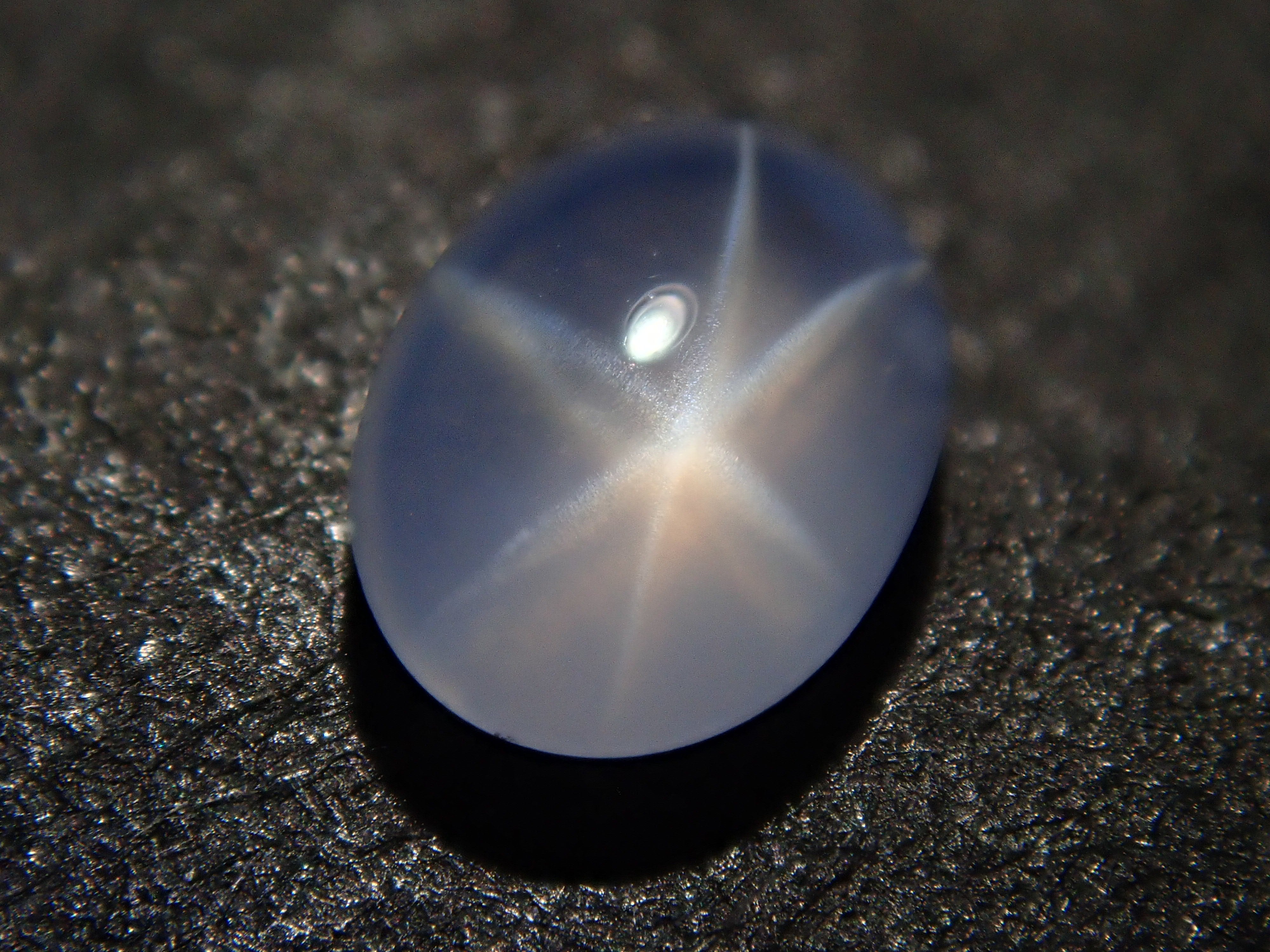 【12562517掲載】スリランカ産非加熱スターサファイア 0.450ctルース