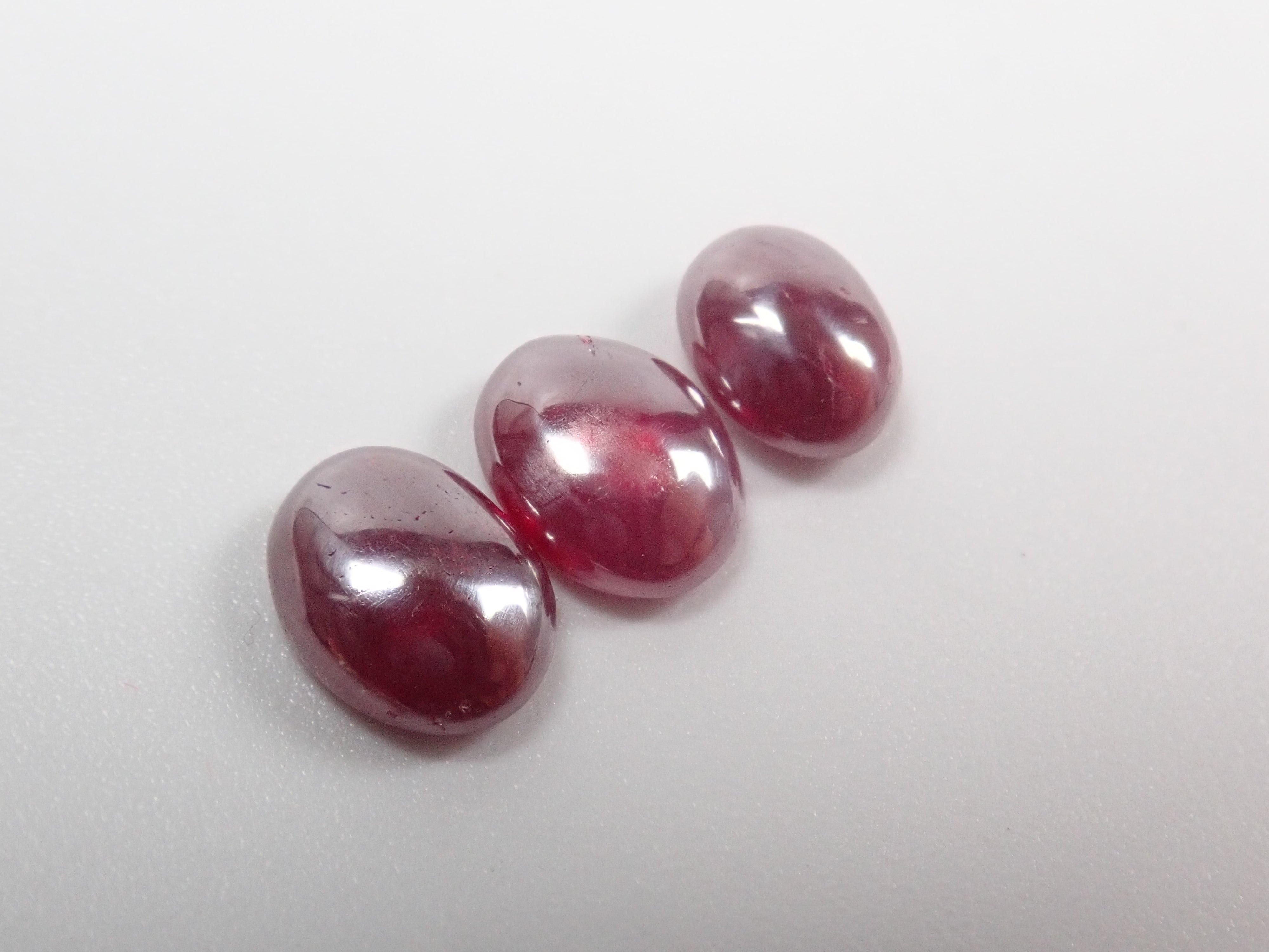 《Limited to 3 stones》Yunnan Cinnabar 1-Stone Loose Gemstone (Avg. 1.55ct, All stones with certificate)《Multiple purchase discount available》