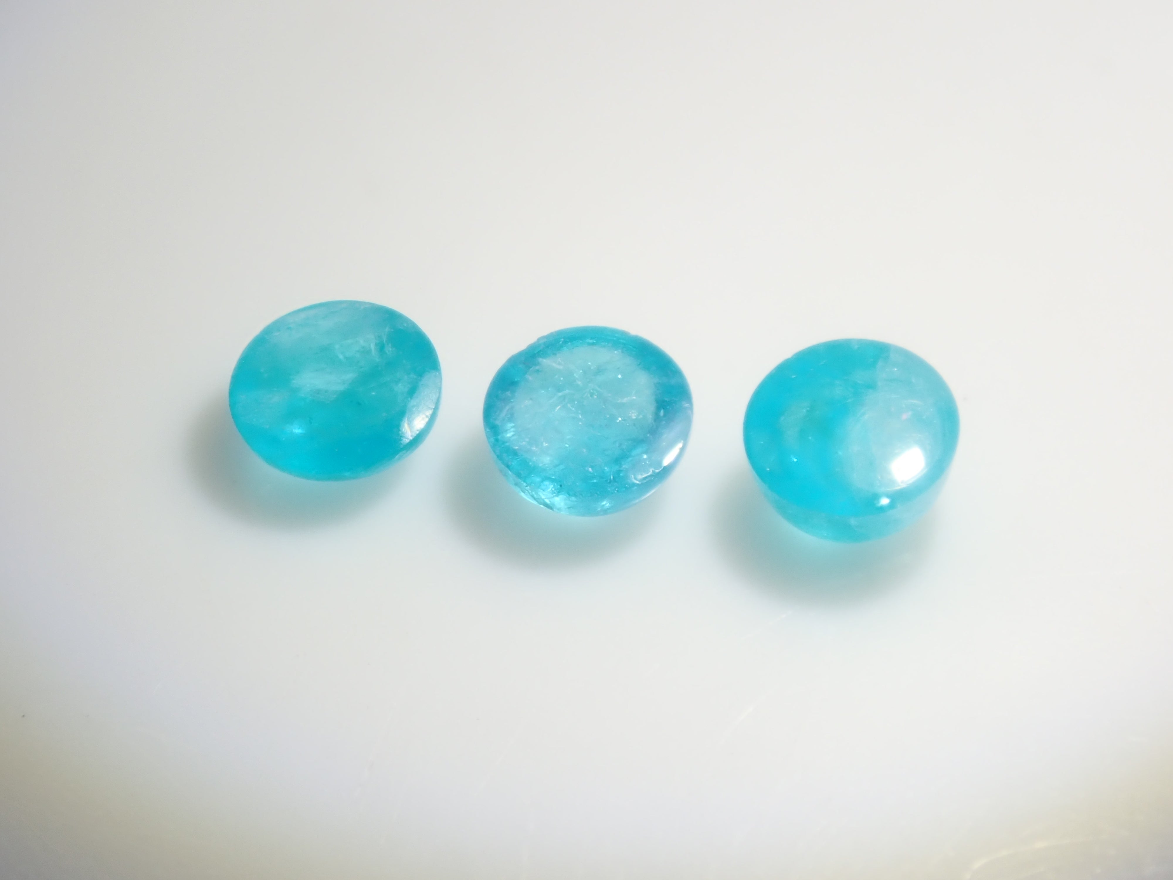 巴西帕拉伊巴碧璽(凸面切割,約2.2毫米)1顆裸石(多件購買可享折扣)