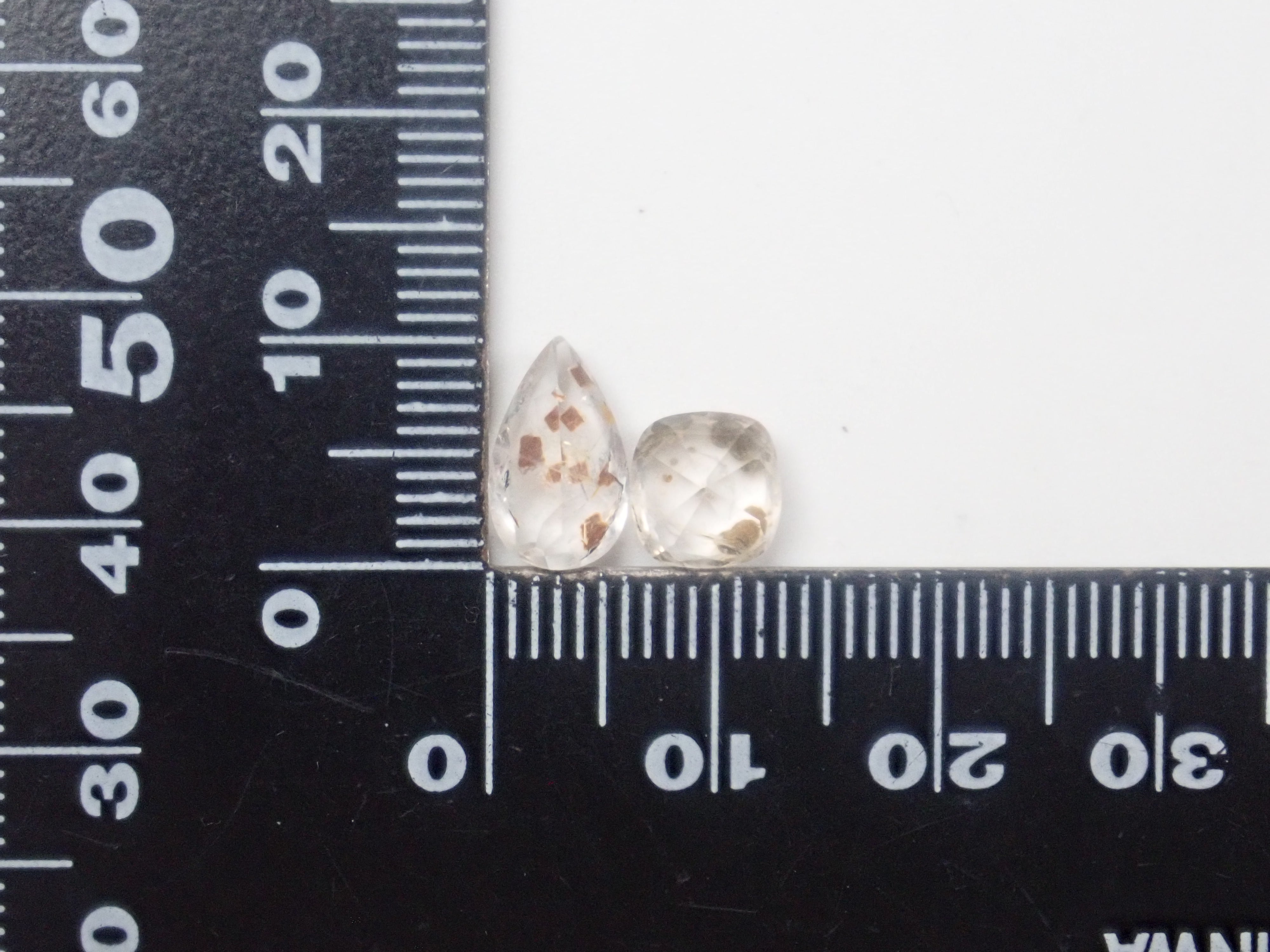 【4/17 22時販売】《限定15石》ツーソンジェムガチャ💎ベニトアイト、イタリア産リューサイト、パキスタン産ラズライトなど《複数購入割引有》