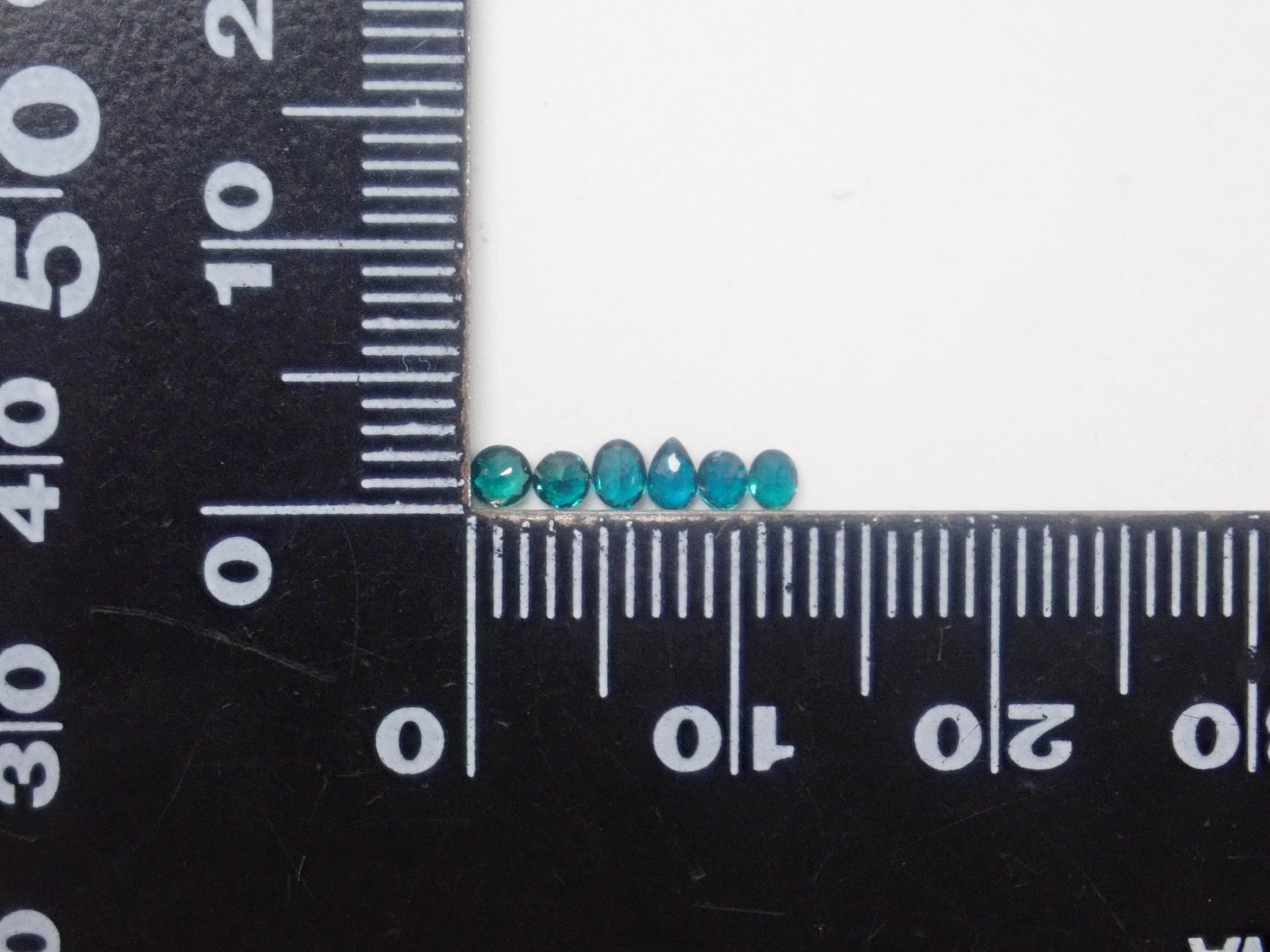 【4/12 22時販売】《ツーソン新着・限定13石》パキスタン産ラズライト(天藍石)1石ルース《複数購入割引有》