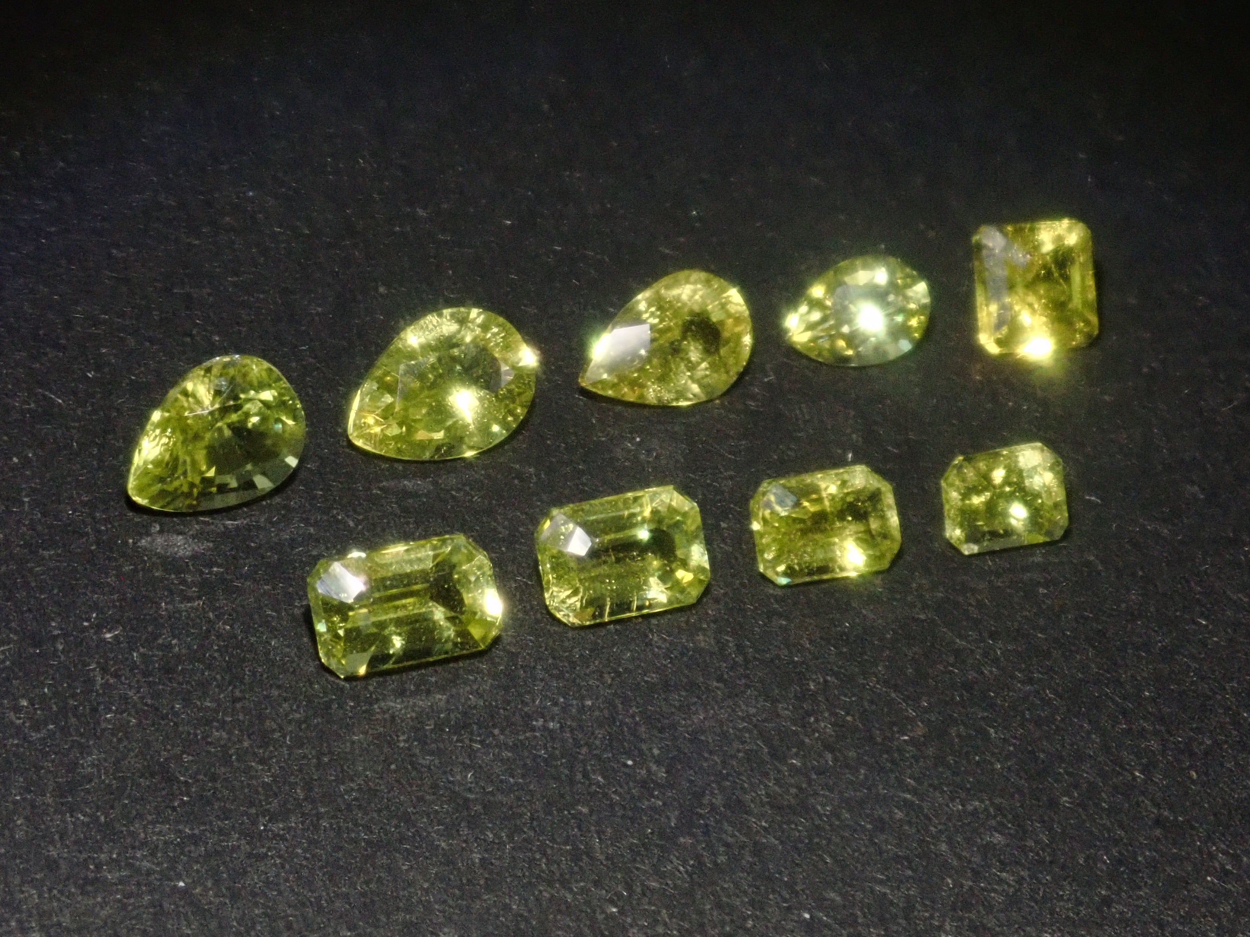 【4/11 22時販売】《ツーソン新着・限定9石》ザンビア産カナリーイエロートルマリン 平均0.18ct《複数購入割引有》