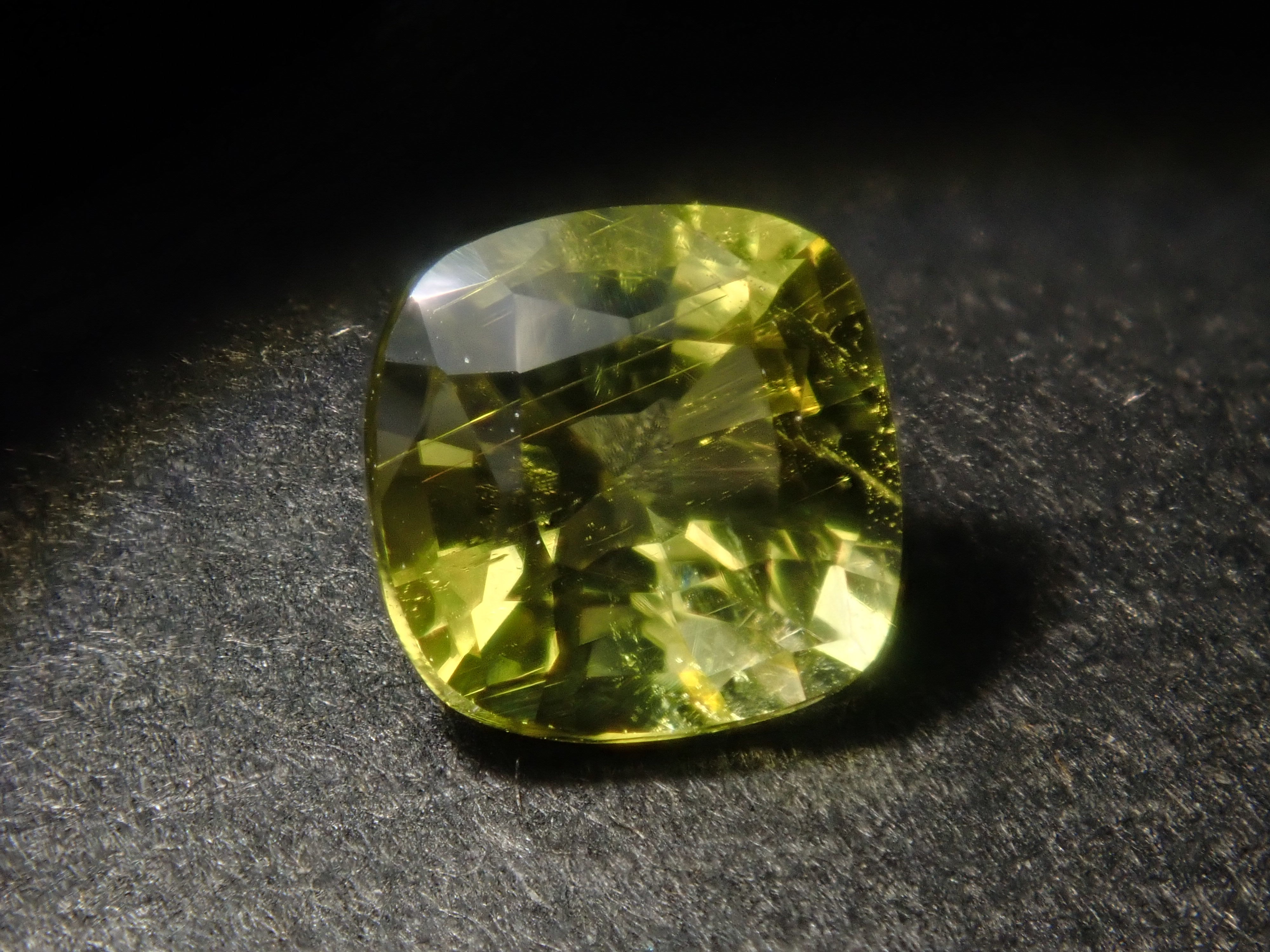 【4/11 22時販売】《ツーソン新着・限定8石》ザンビア産カナリーイエロートルマリン 平均0.47ct《複数購入割引有》