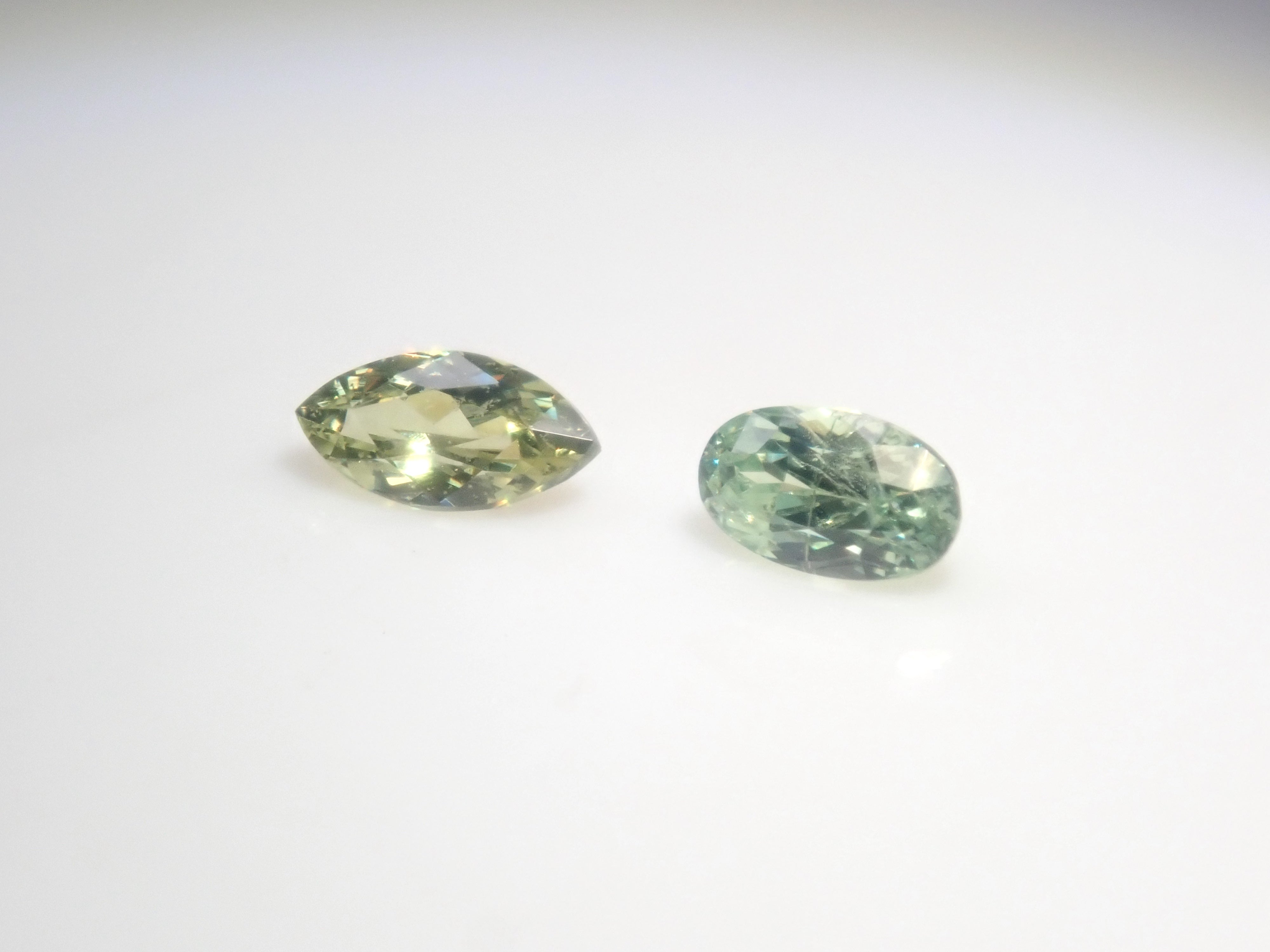 【4/11 22時販売】《限定22石》通常69,800円のロシア産美しいホーステールインクルージョン入り含むデマントイドガーネットガチャ《複数購入割引有》