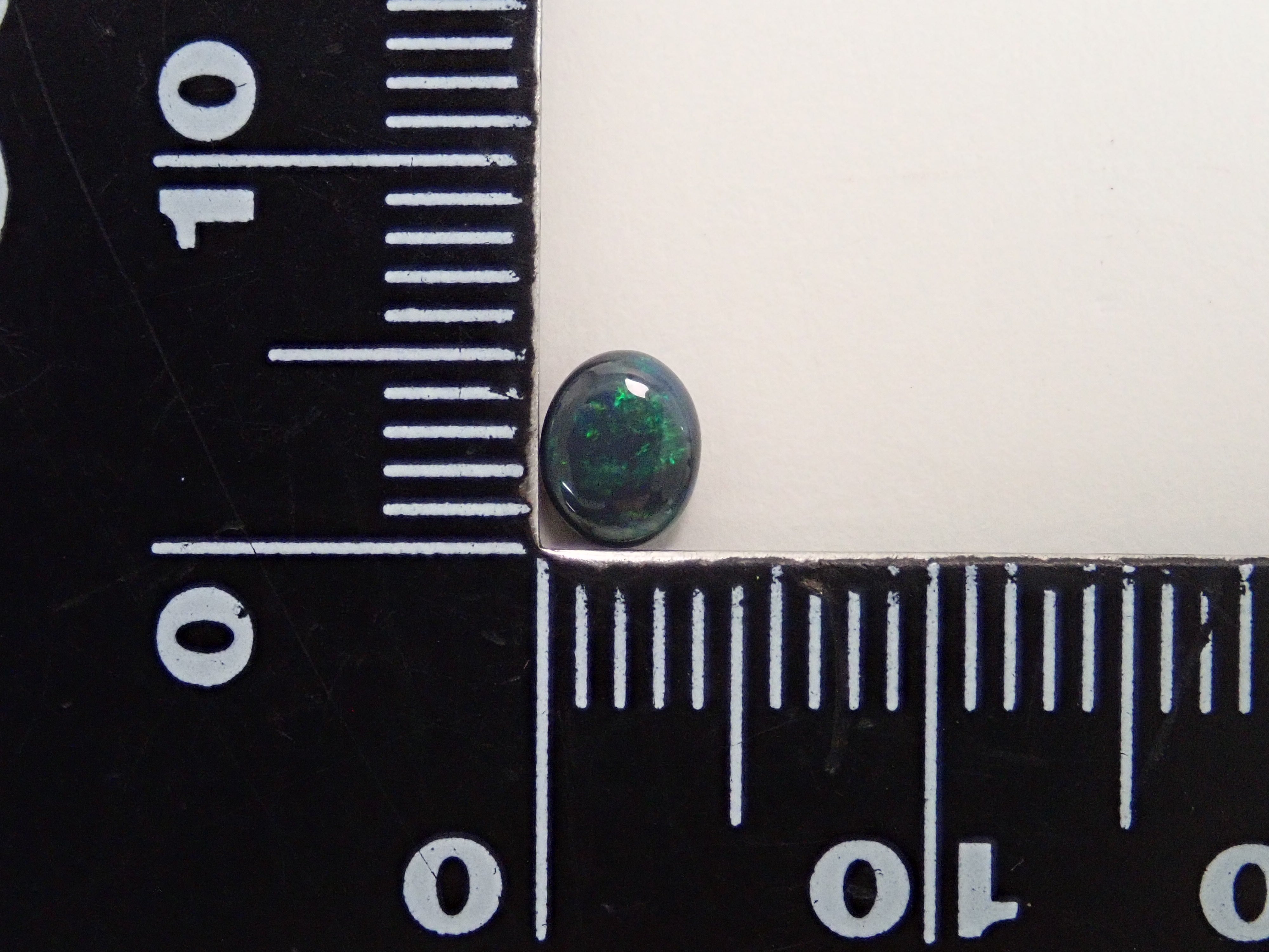 【12562585掲載】オーストラリア産ブラックオパール 0.310ctルース