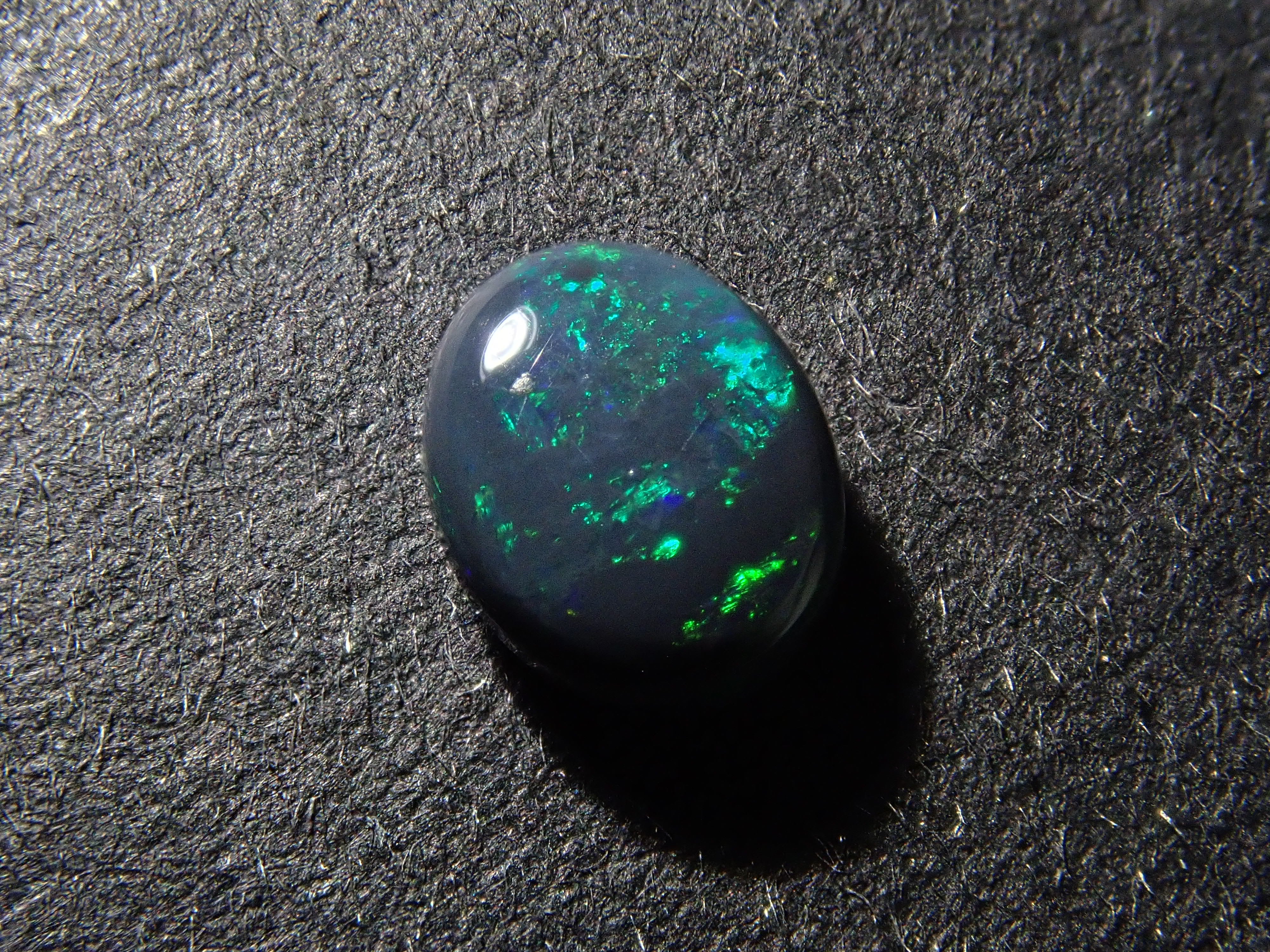 【12562585掲載】オーストラリア産ブラックオパール 0.310ctルース
