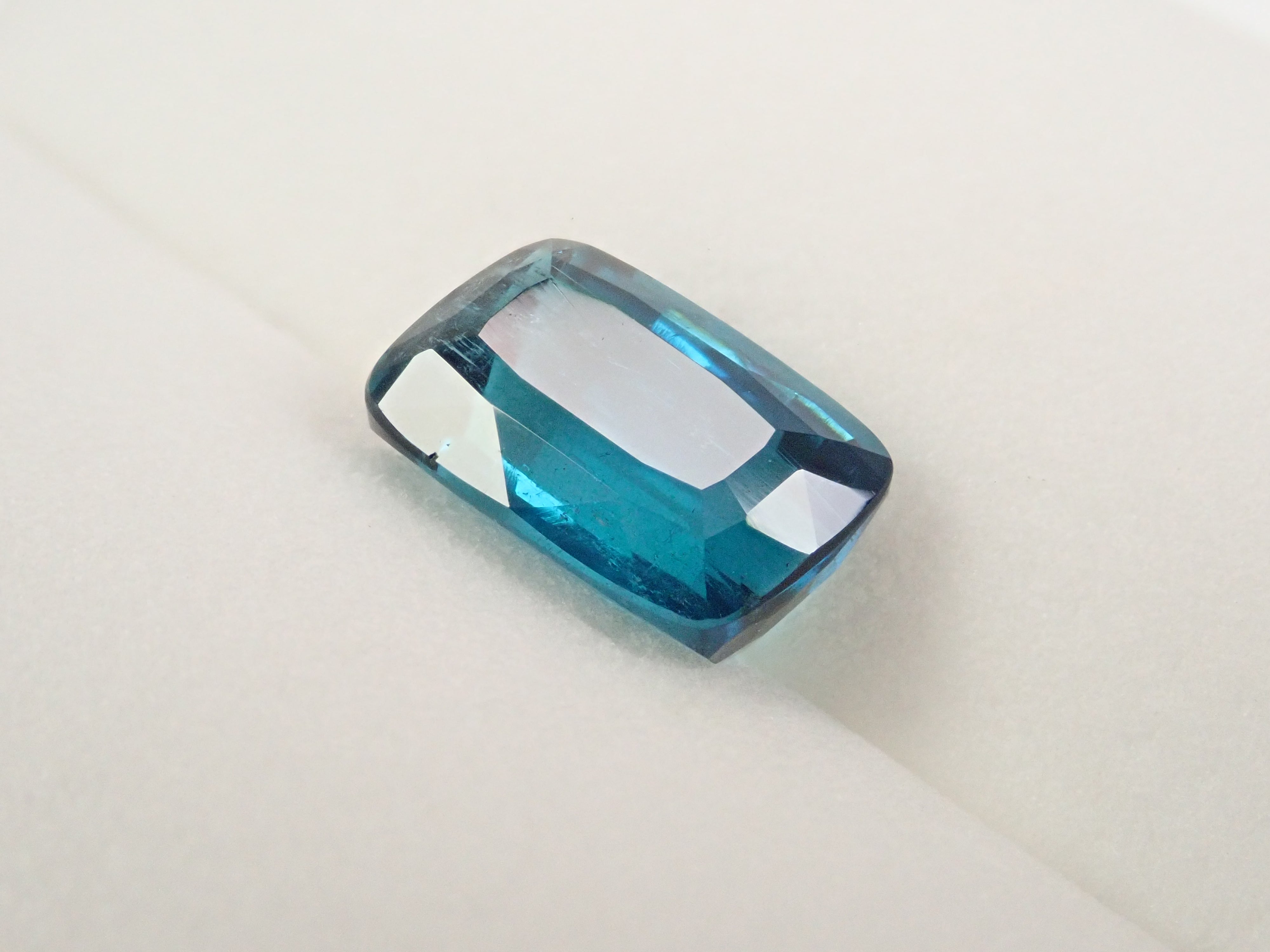 アフガニスタン産ラグーントルマリン 2.649ctルース