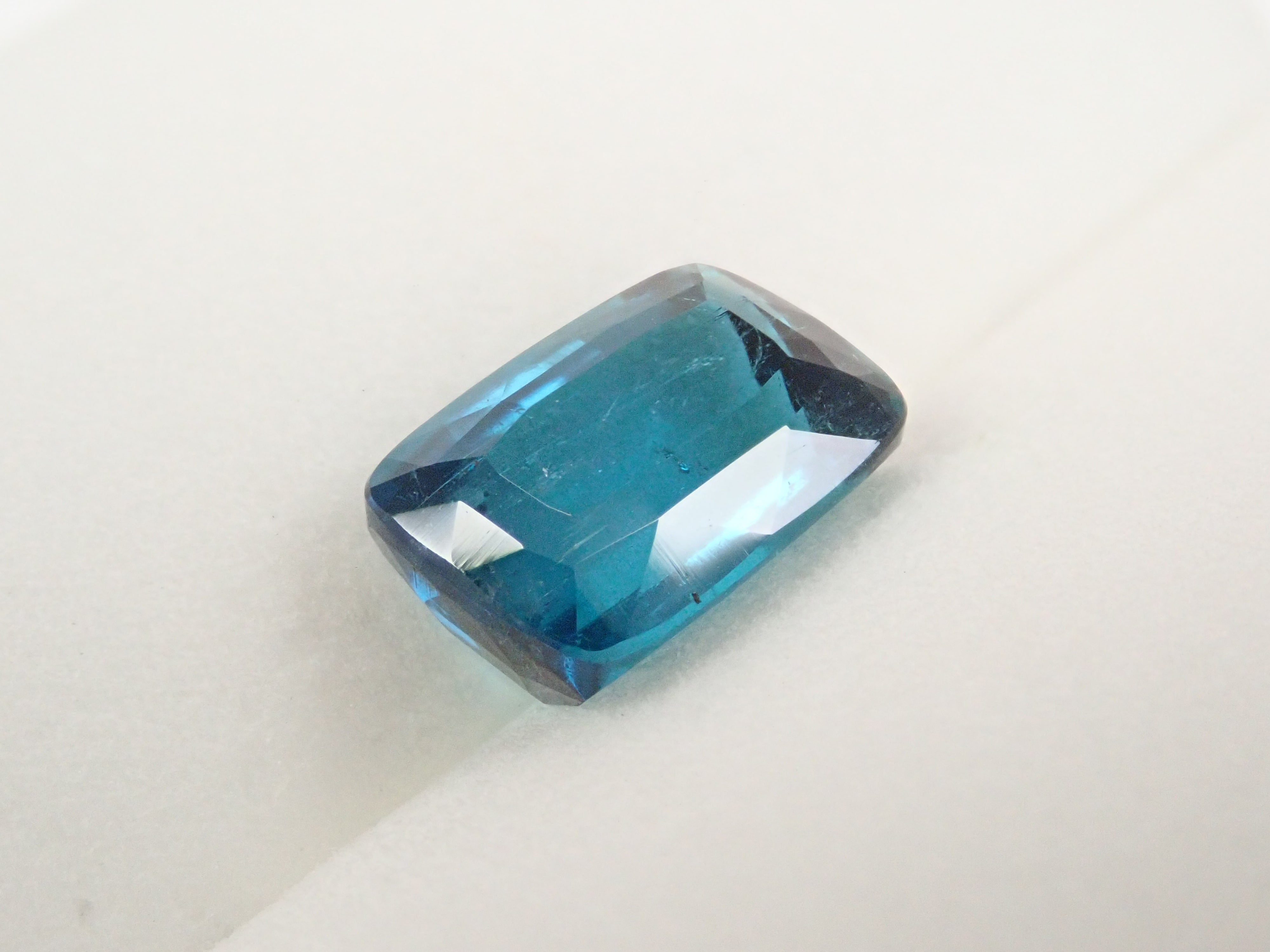 アフガニスタン産ラグーントルマリン 2.649ctルース