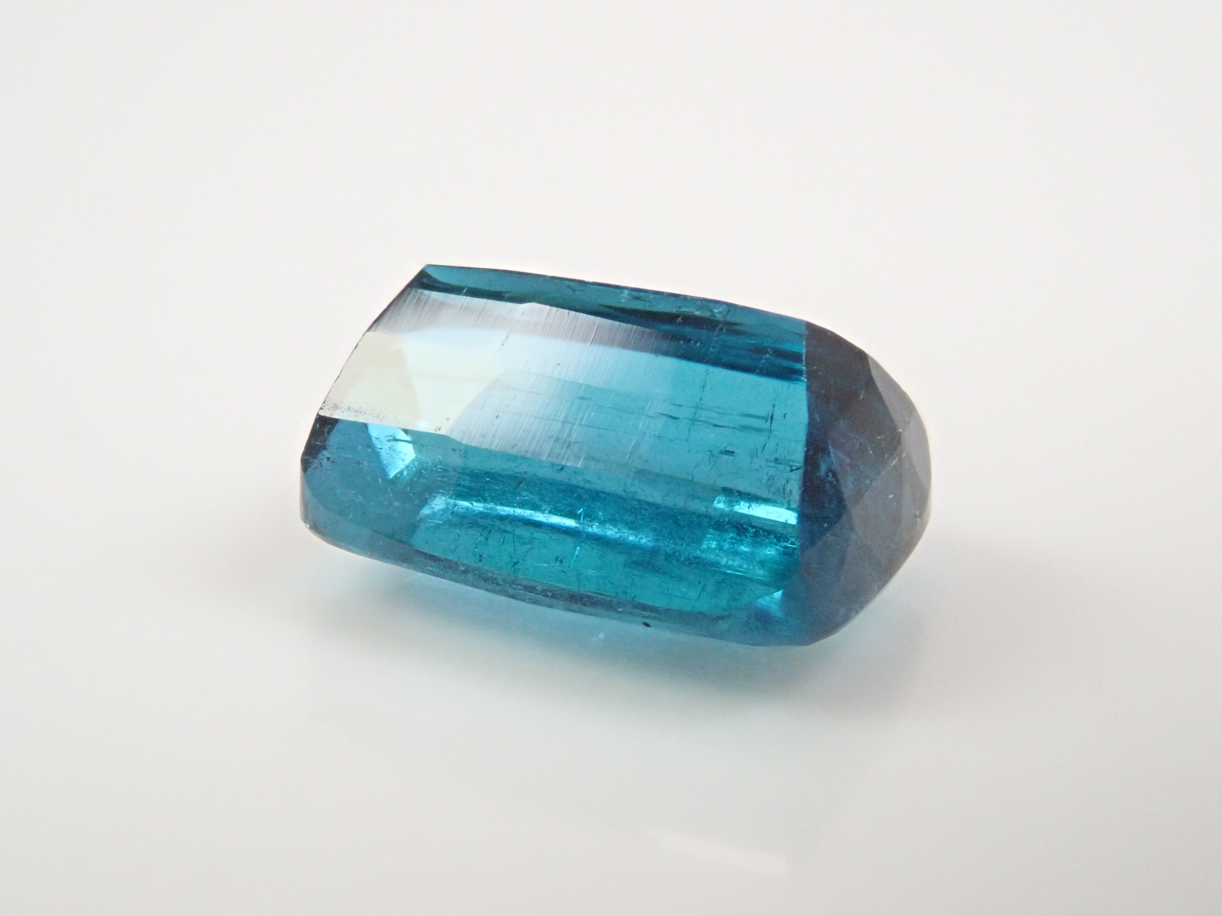 アフガニスタン産ラグーントルマリン 2.649ctルース