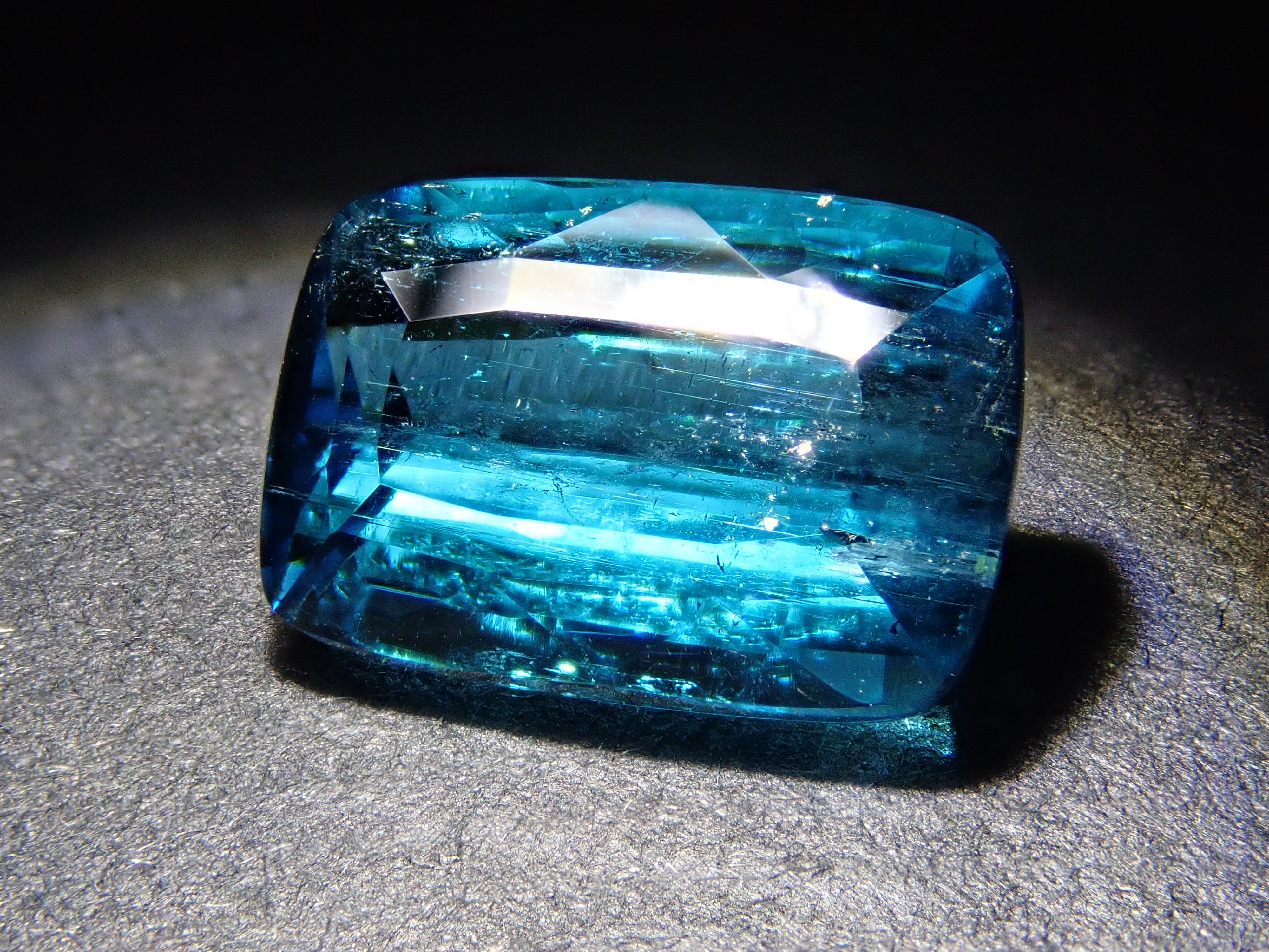 【12562571掲載】アフガニスタン産ラグーントルマリン 2.649ctルース