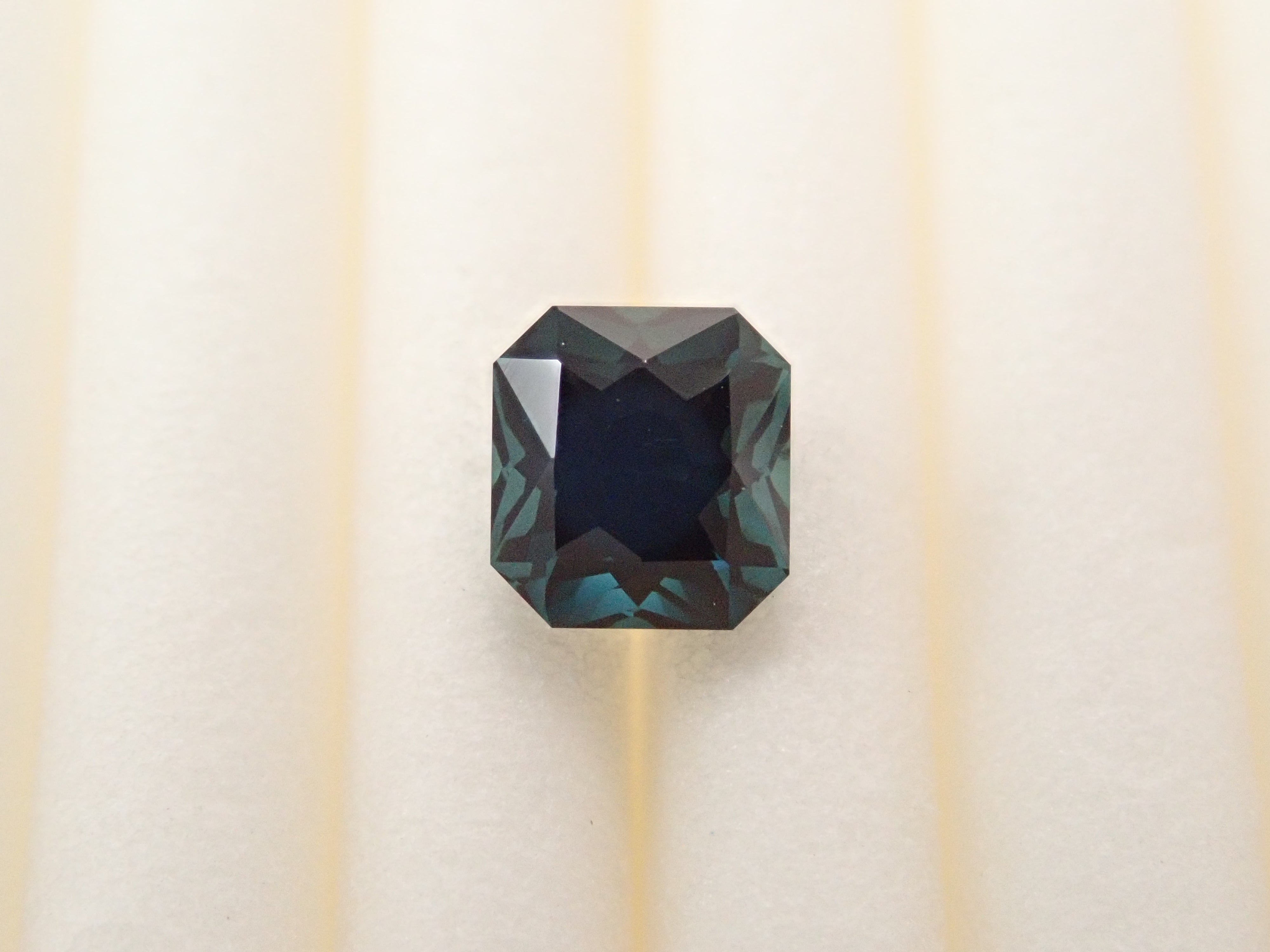 ブラジル産グリーントルマリン 0.456ctルース