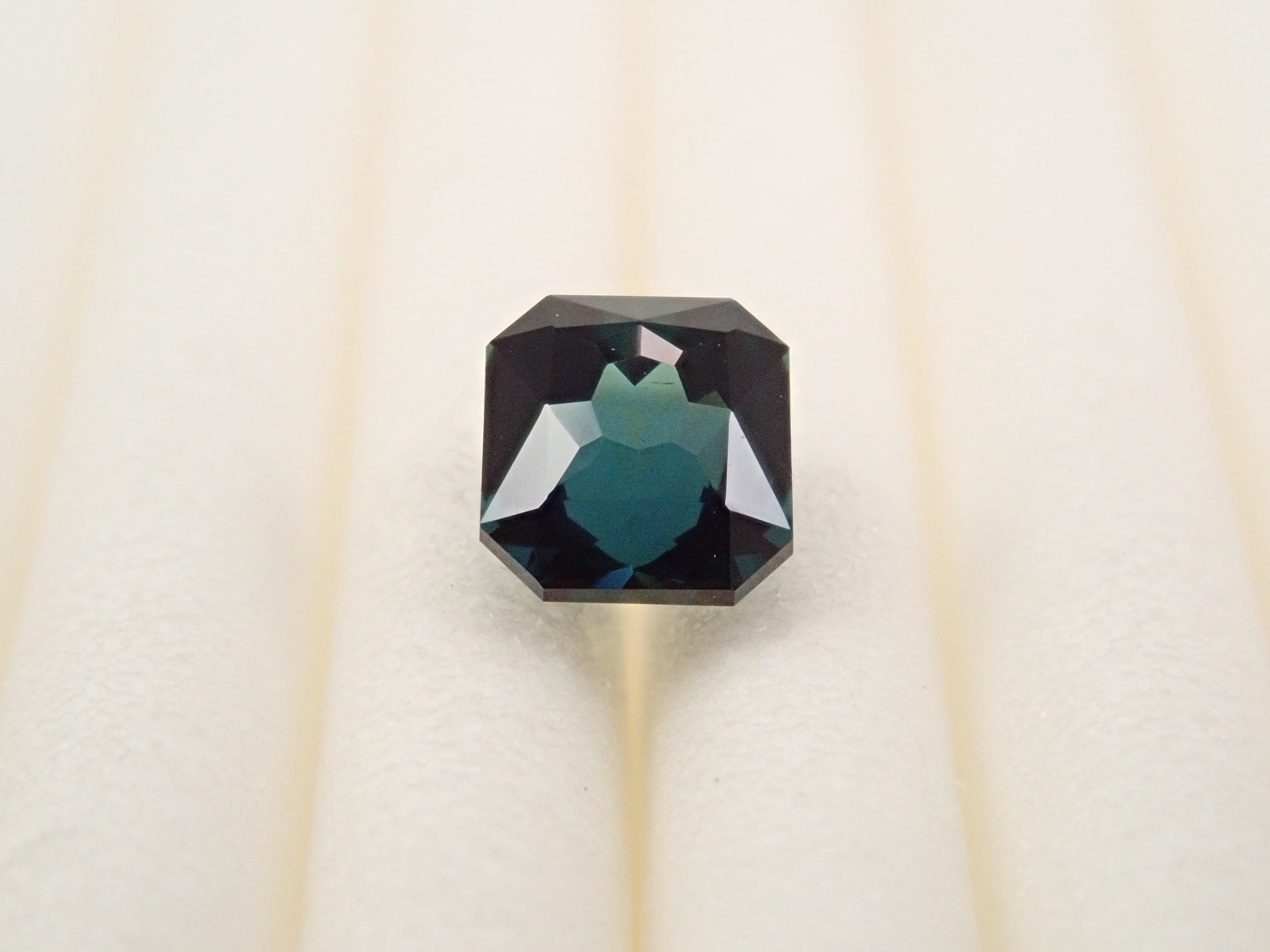 ブラジル産グリーントルマリン 0.456ctルース