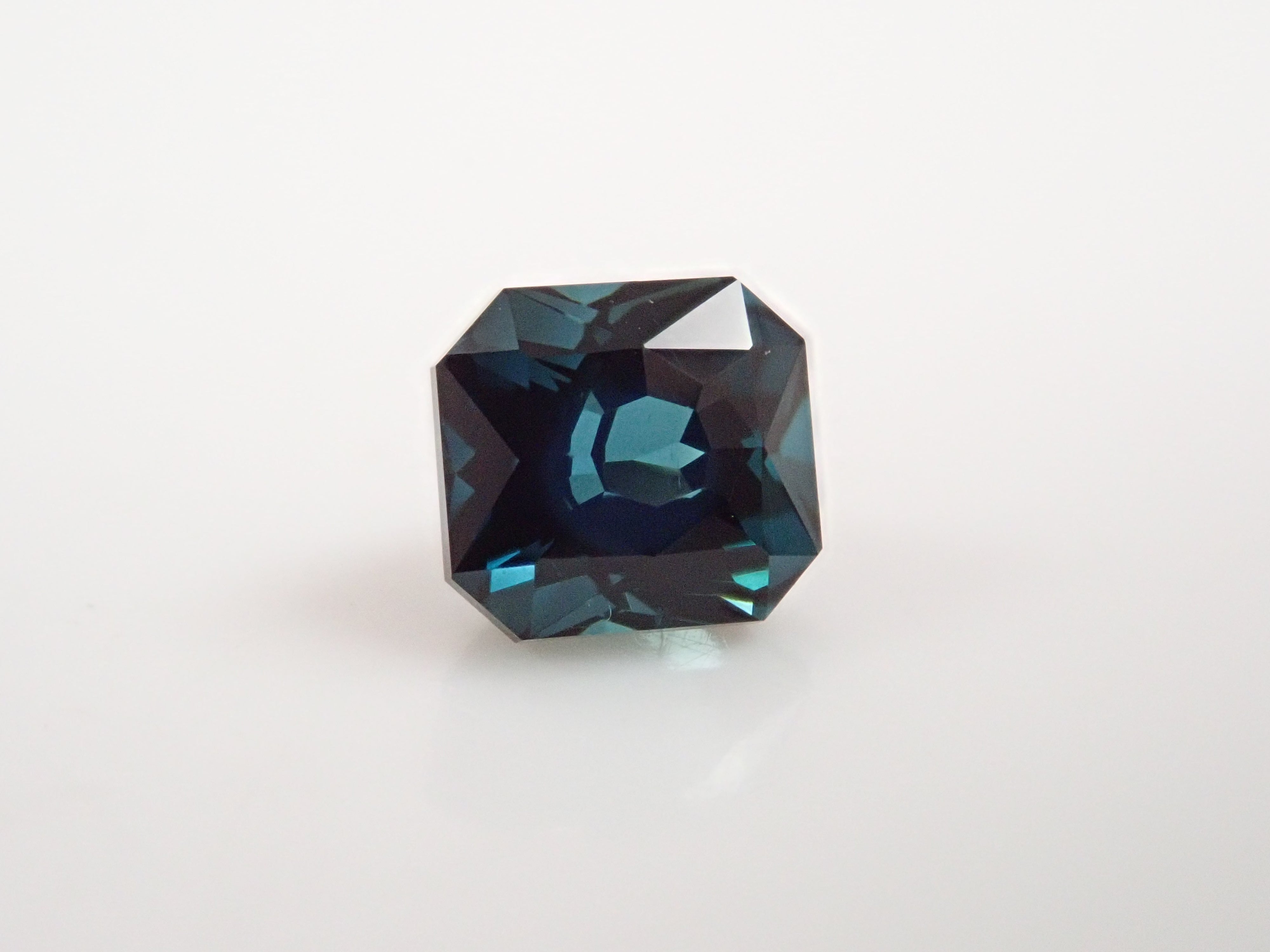 ブラジル産グリーントルマリン 0.456ctルース